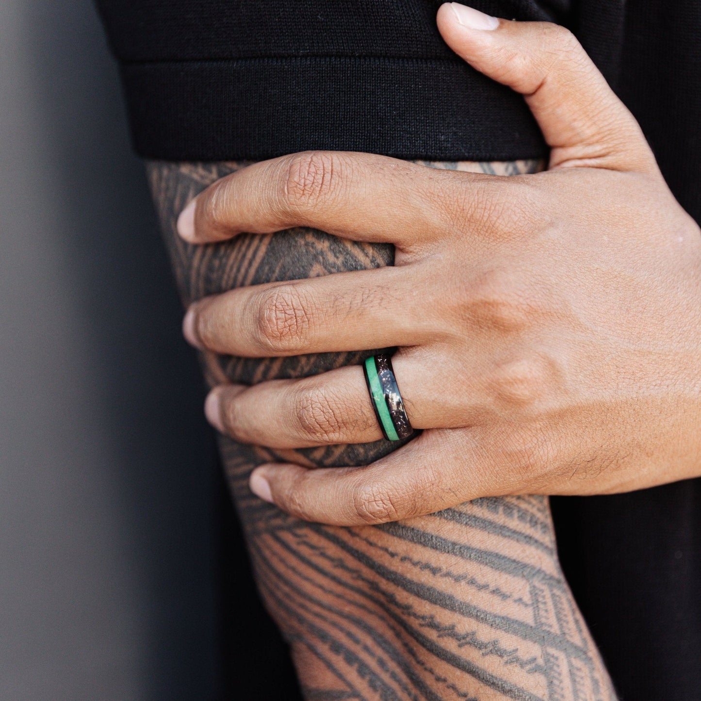 Black Tungsten Ring - Green Glow & Real Meteorite