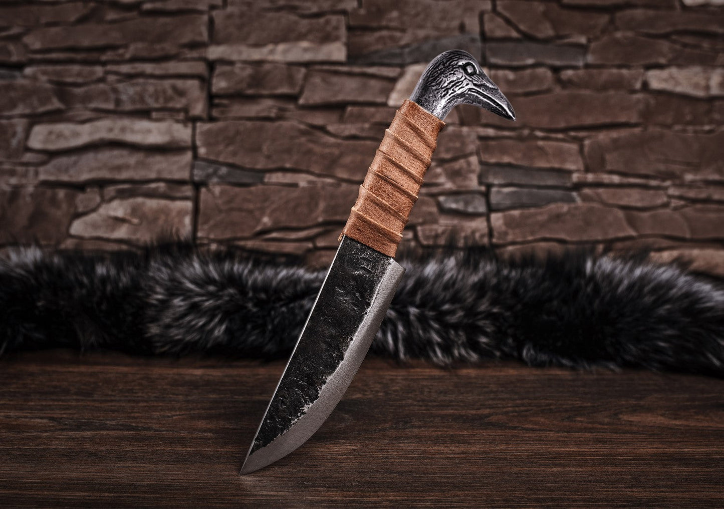 Raven Hilt Knife - 5.5" Blade (13 cm)