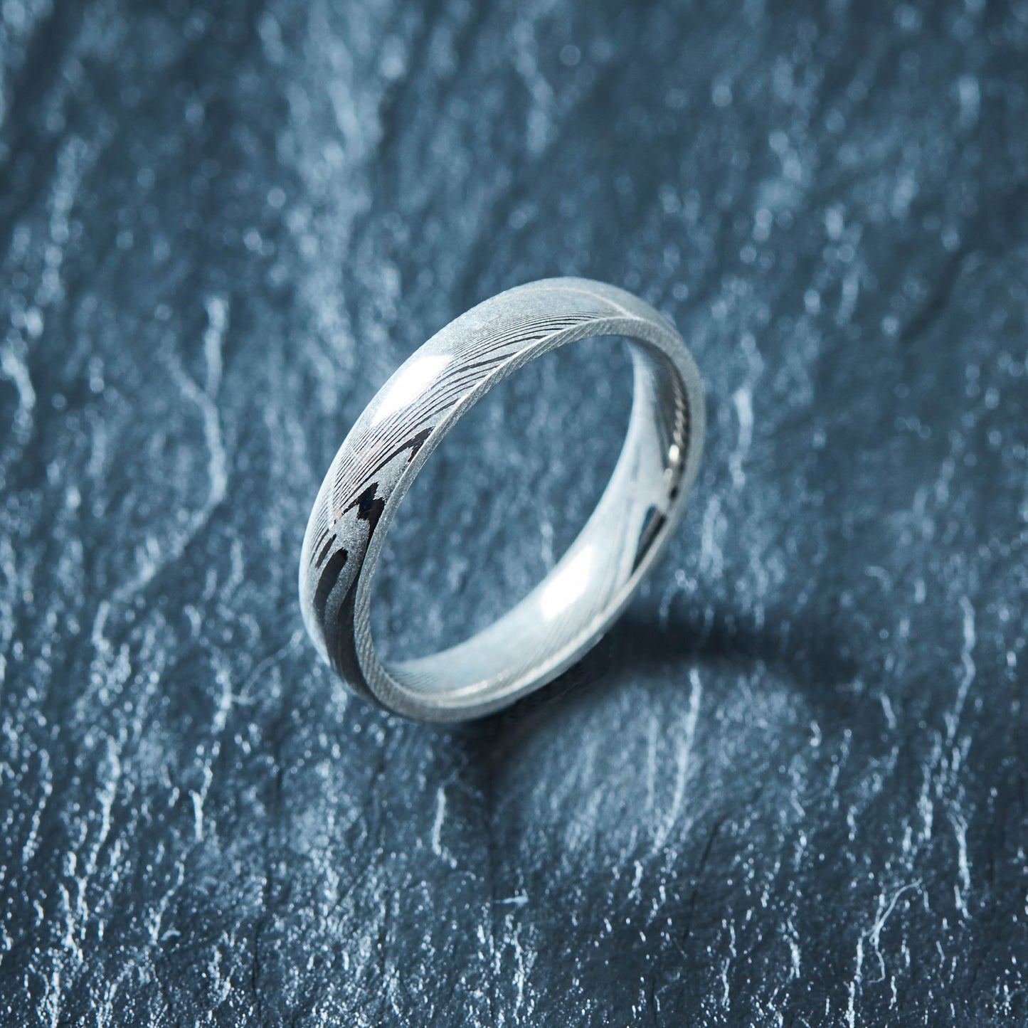 Wood Grain Damascus Steel Ring - Minimalist - 4MM