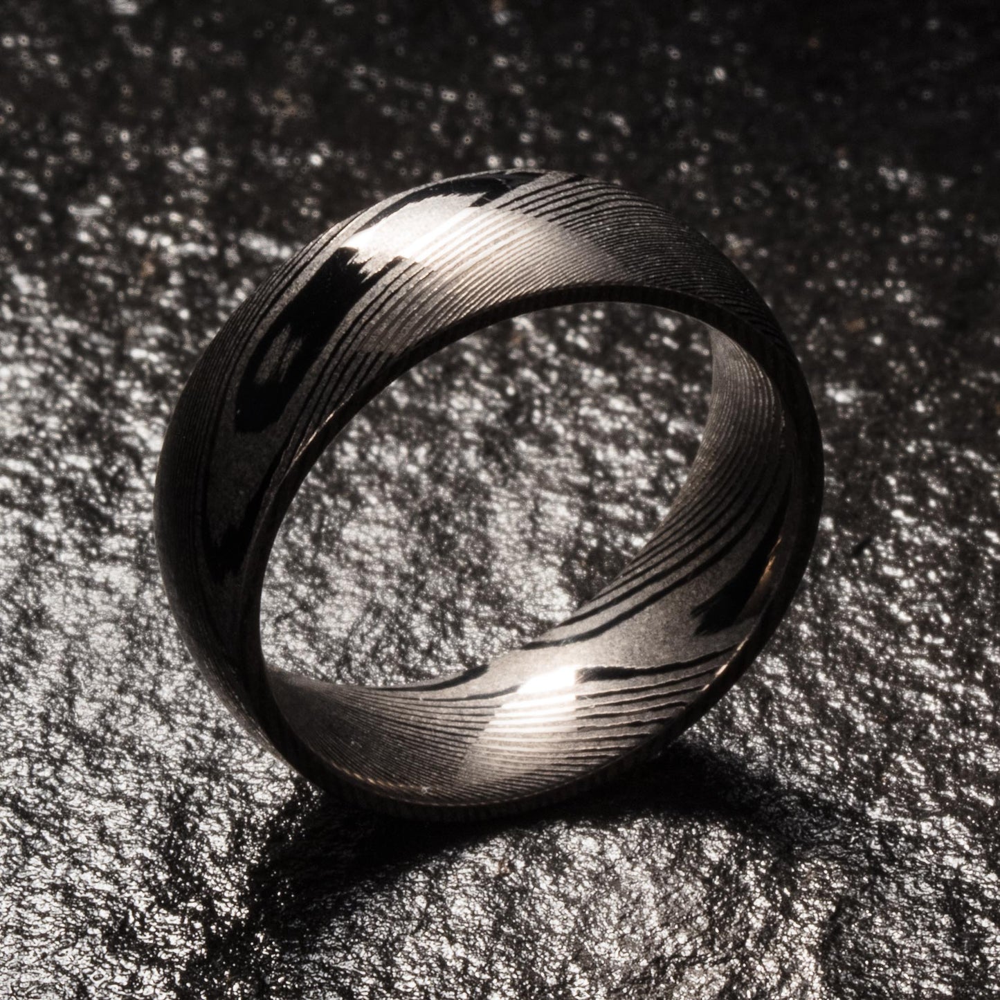 Wood Grain Damascus Steel Ring - Gun Metal Minimalist