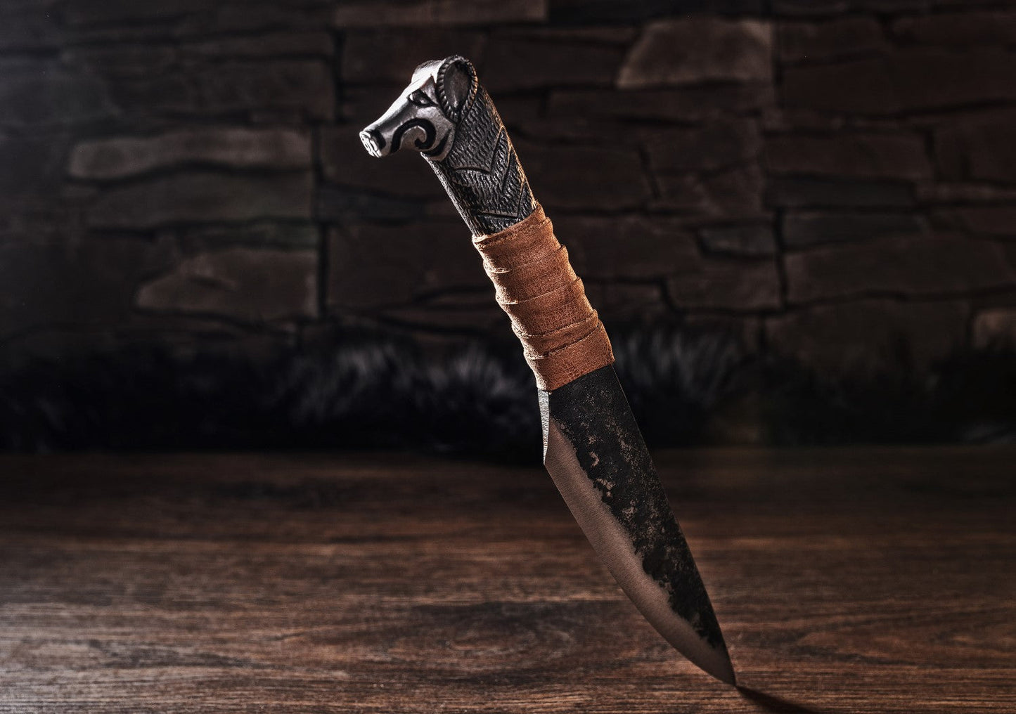 Boar's Head Knife - 5.5" Blade (12 cm)