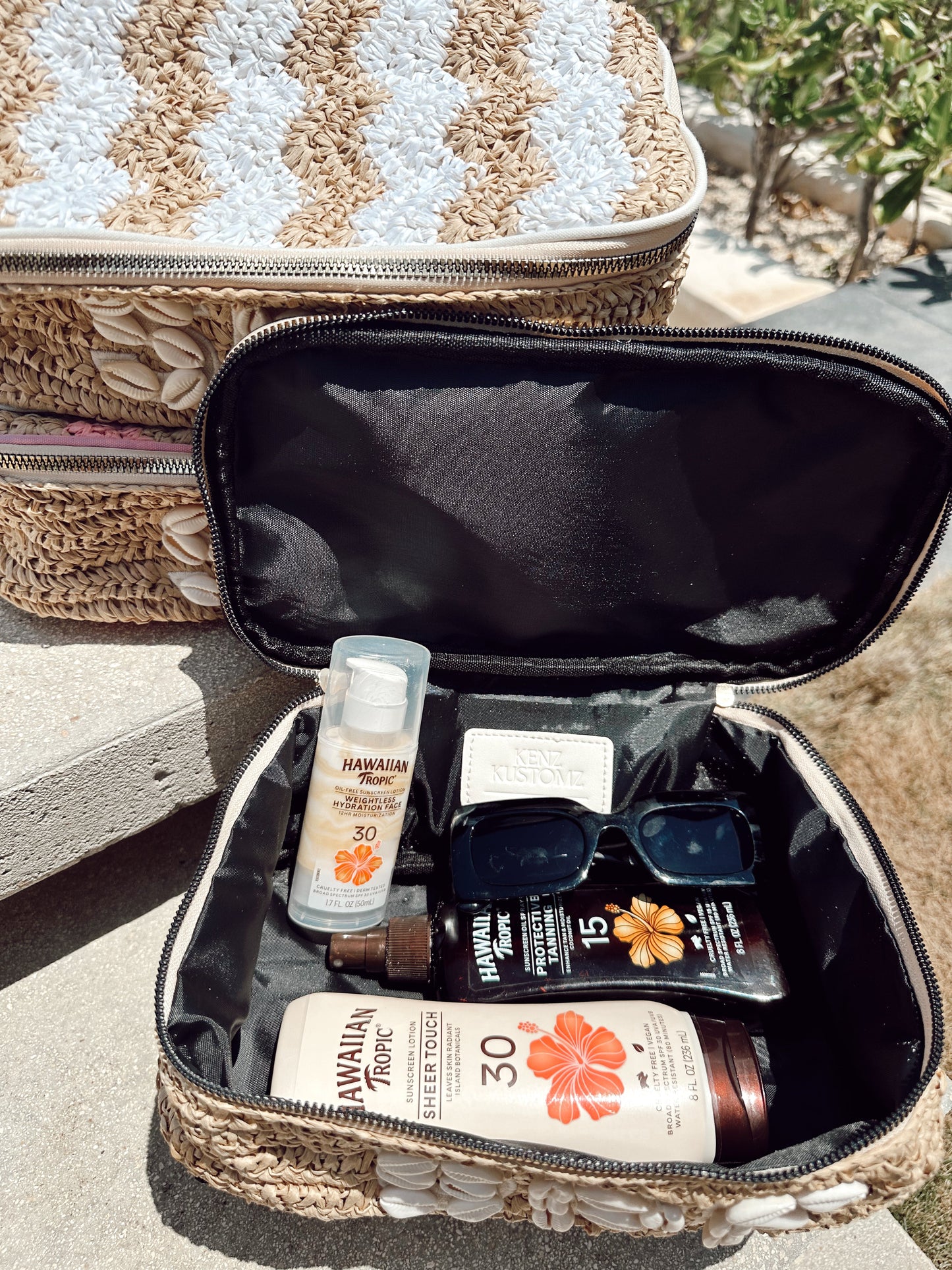 SPF Open Top Makeup Bag with Puka Shells