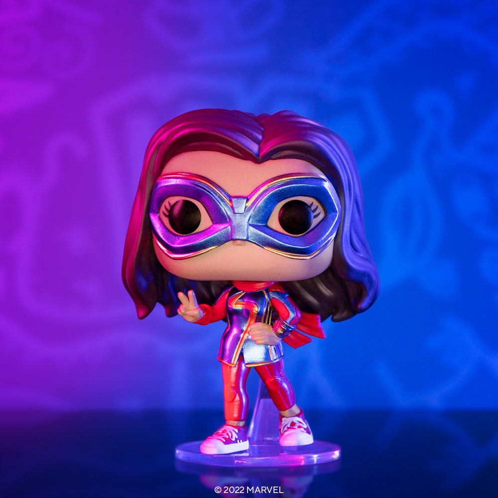 Funko Pop! Marvel Studios: Ms. Marvel - Ms. Marvel with Peace Sign