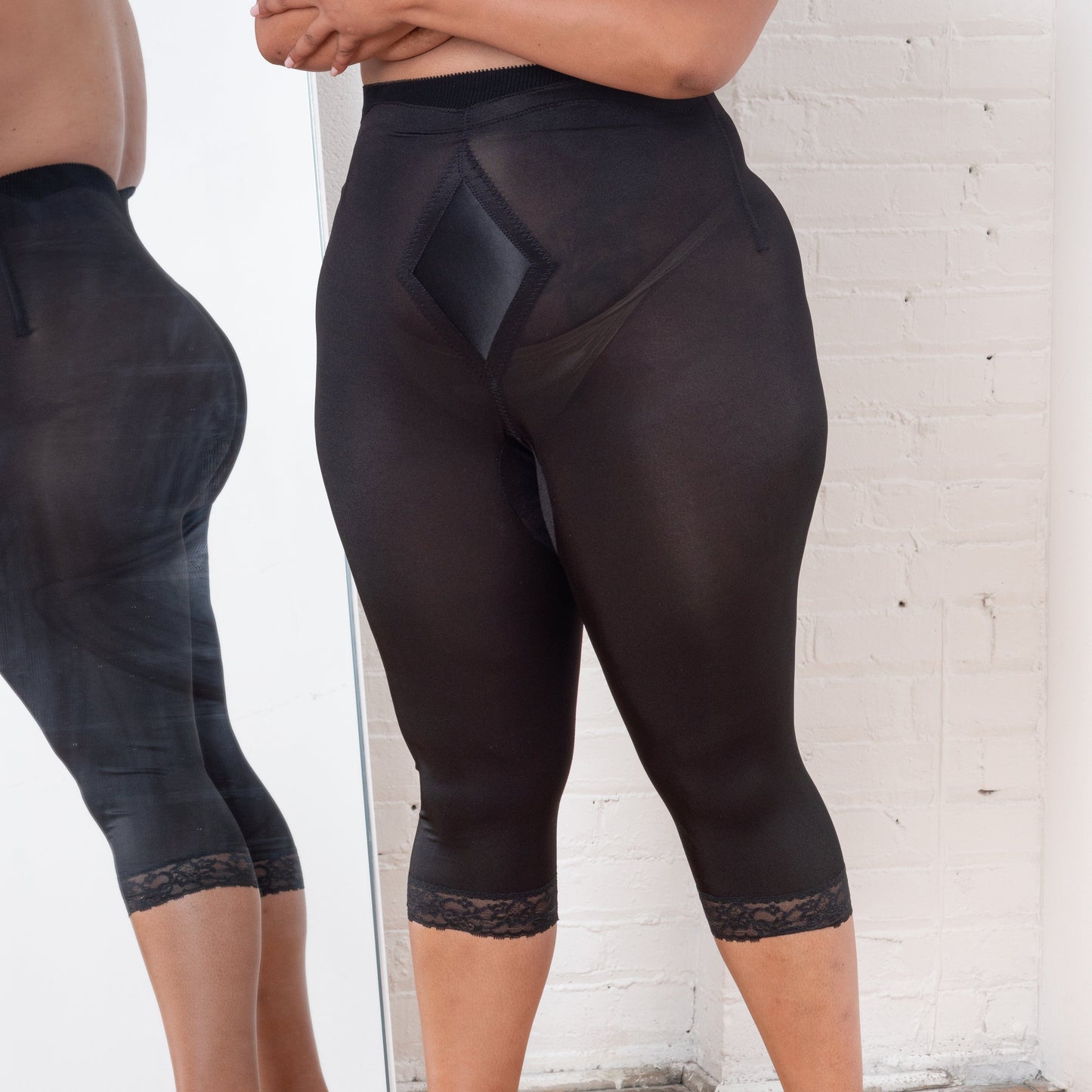 Style 6266 | Leg Shaper/Pant Liner Medium Shaping