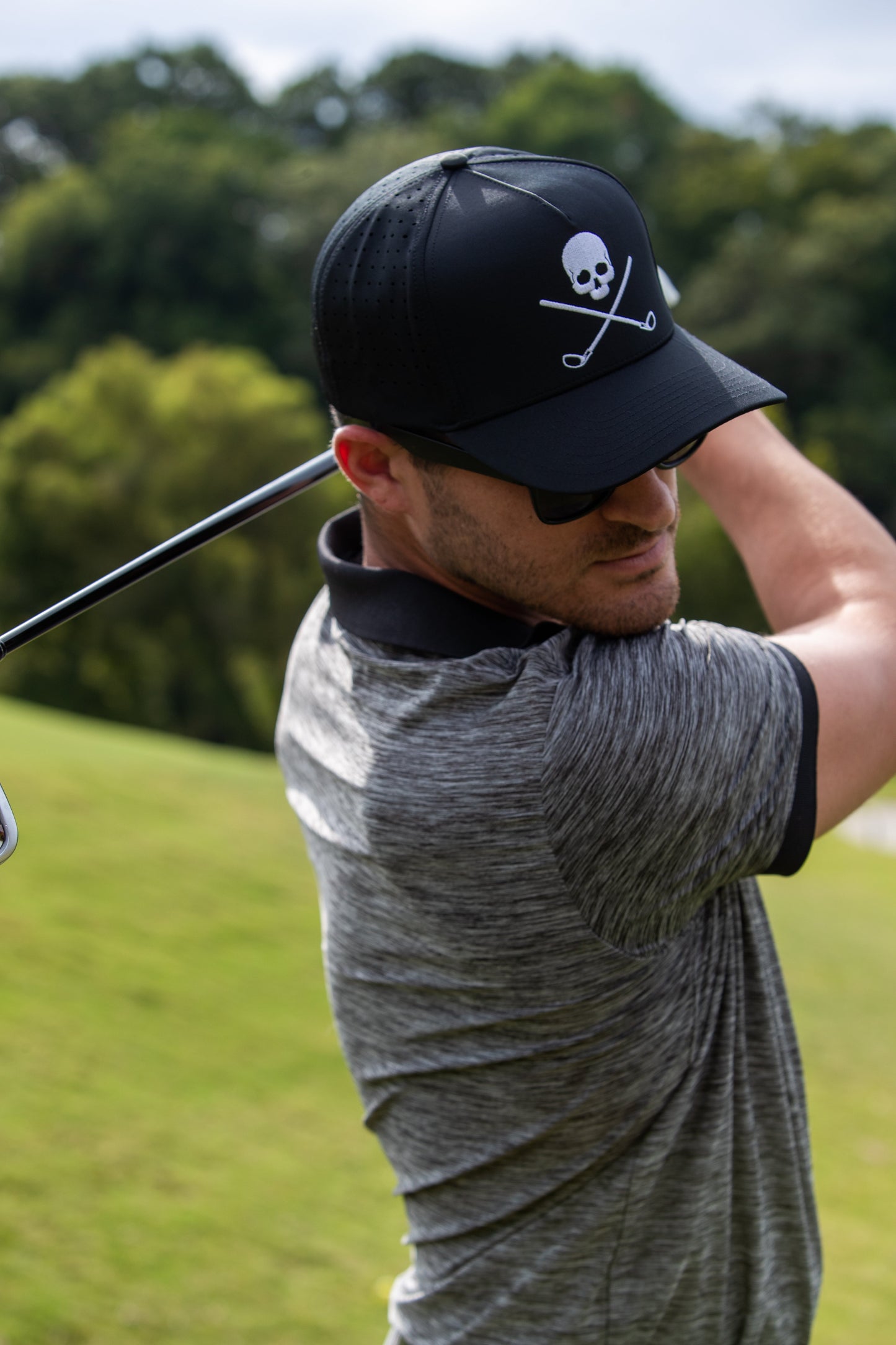 Skull And Crossbones Black Golf Hat