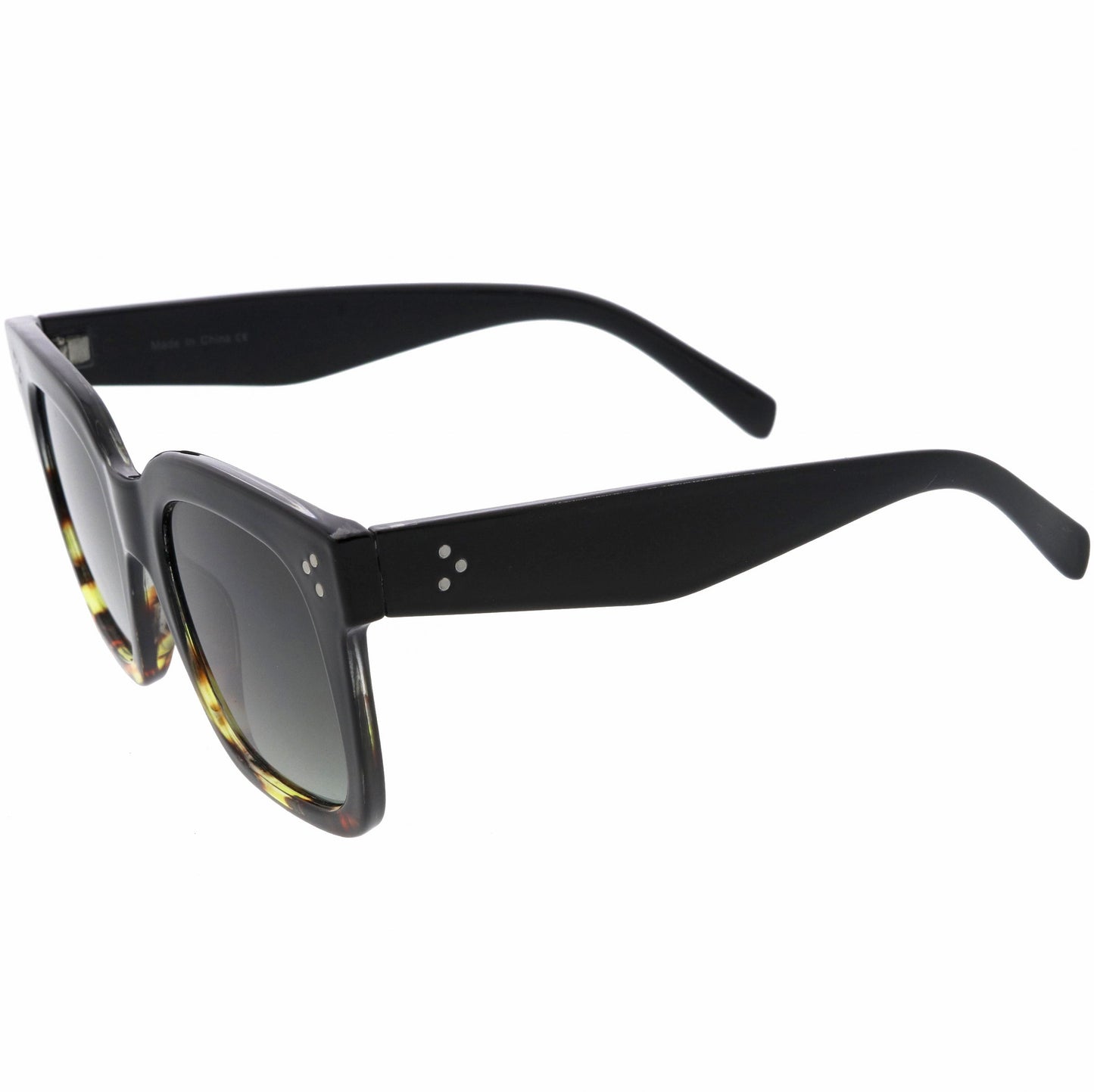 Bold Oversize Square Horned Rim Flat Lens Sunglasses A252