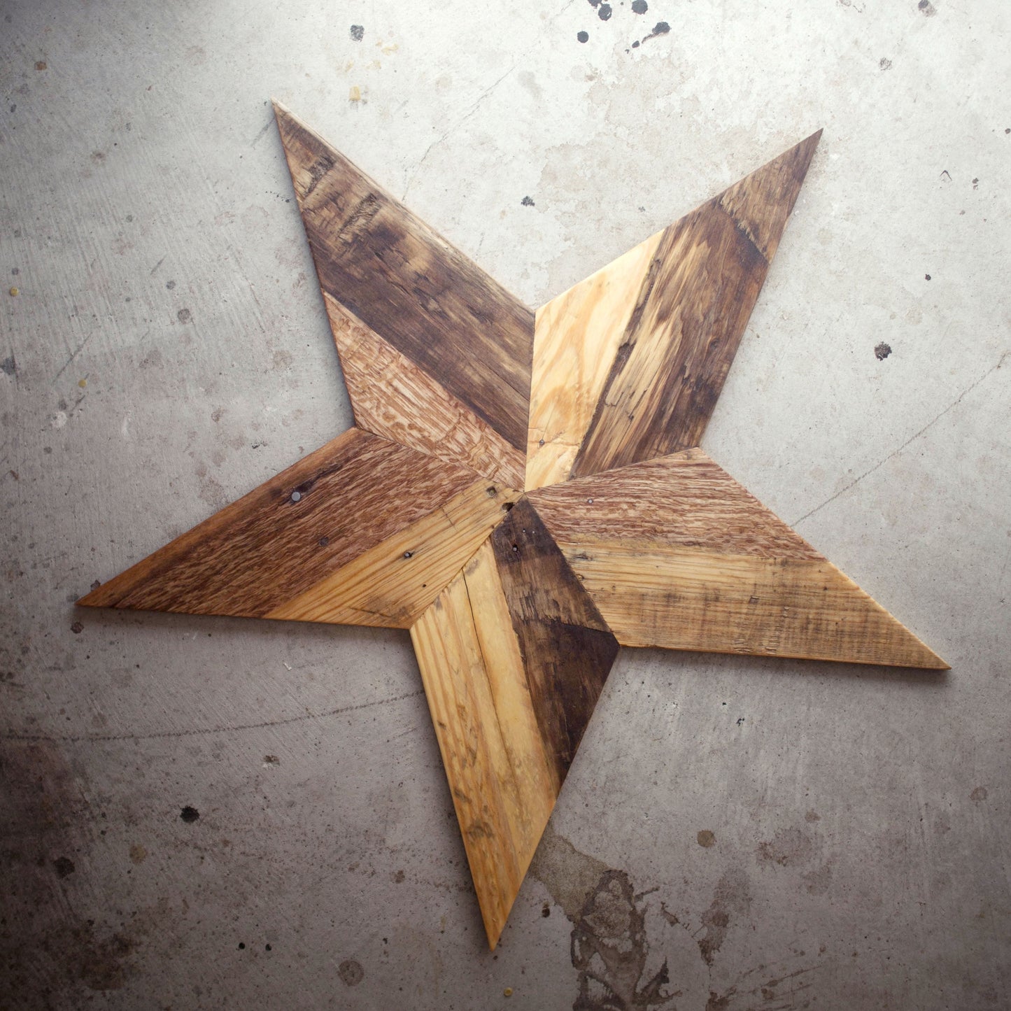 Large Reclaimed Pallet Wood Stars