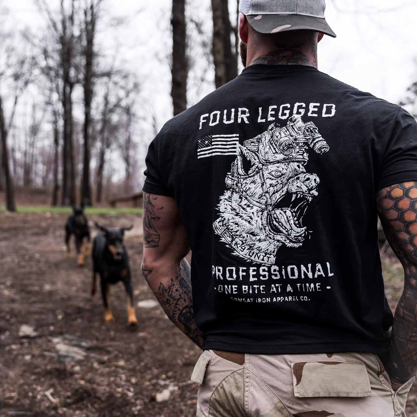 FOUR LEGGED PROFESSIONAL K9 DOG TRAINING MEN’S T-SHIRT