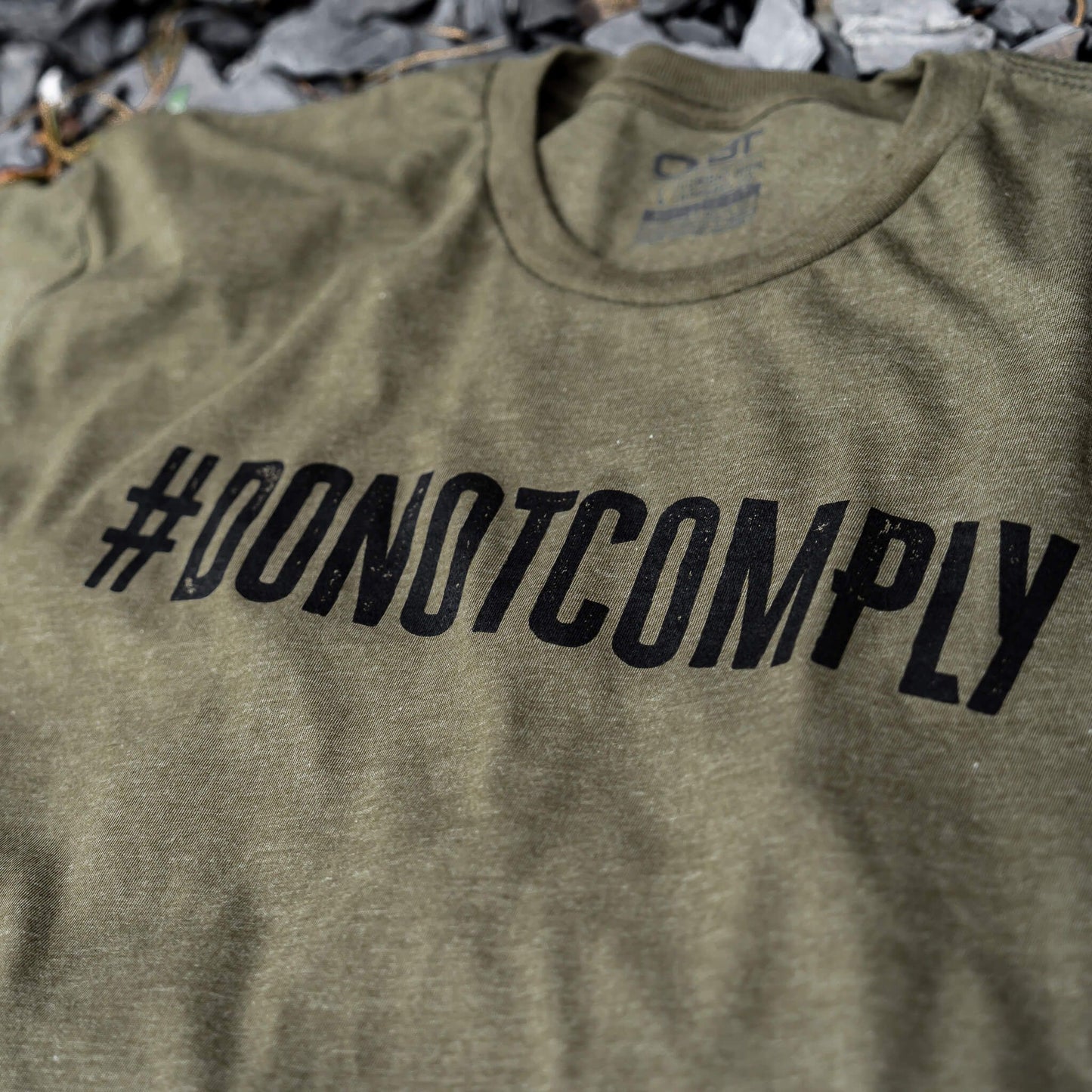 #DONOTCOMPLY MEN'S T-SHIRT