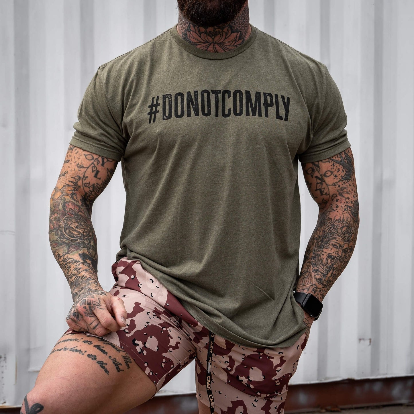 #DONOTCOMPLY MEN'S T-SHIRT