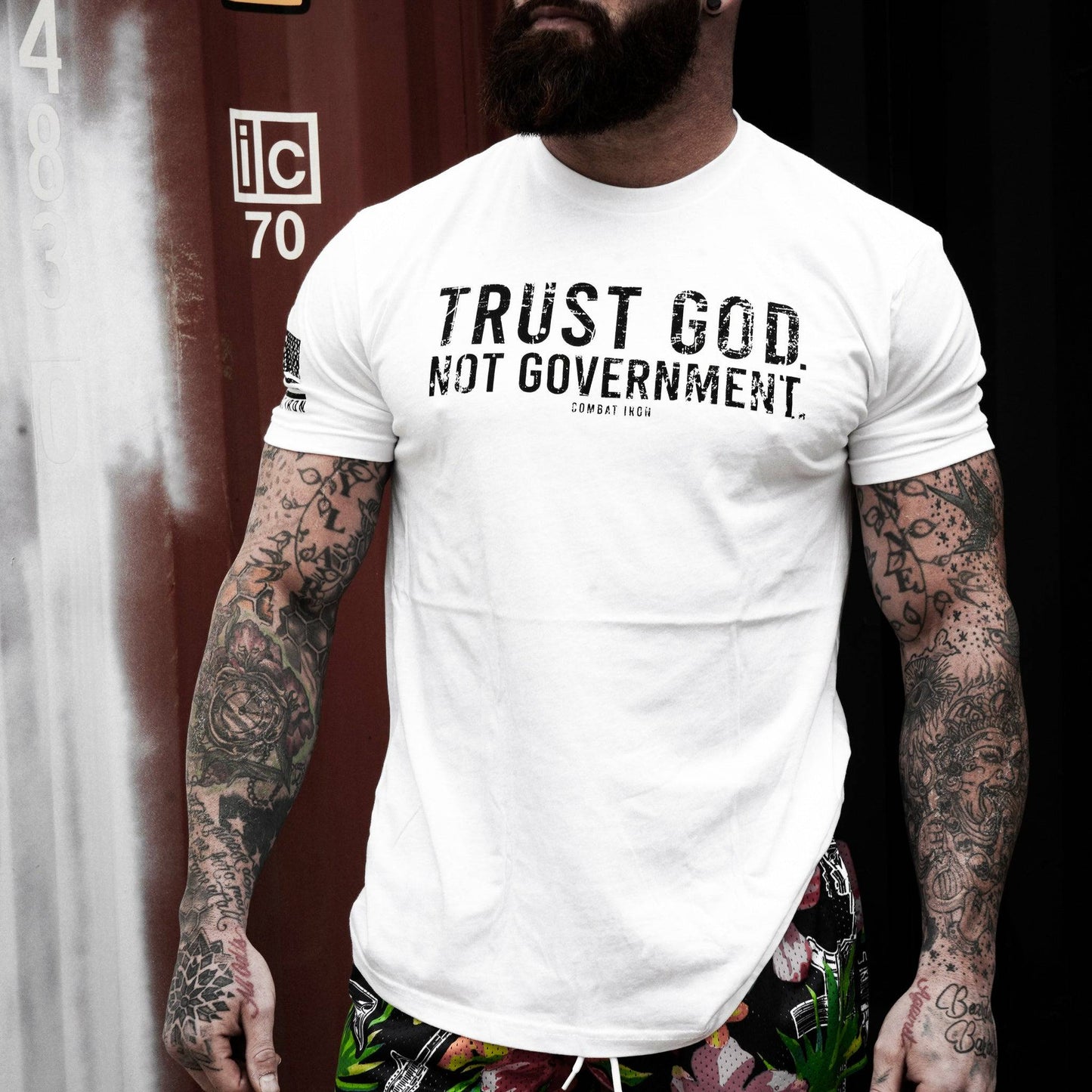 Trust God. Not Government. Men's T-Shirt