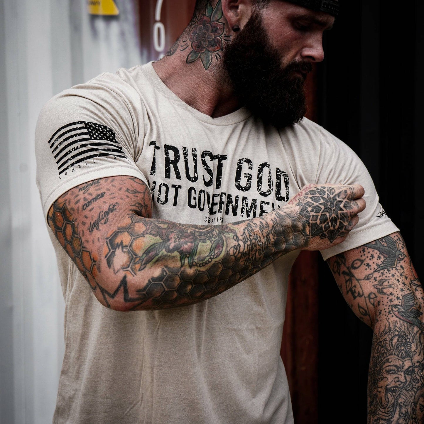 Trust God. Not Government. Men's T-Shirt