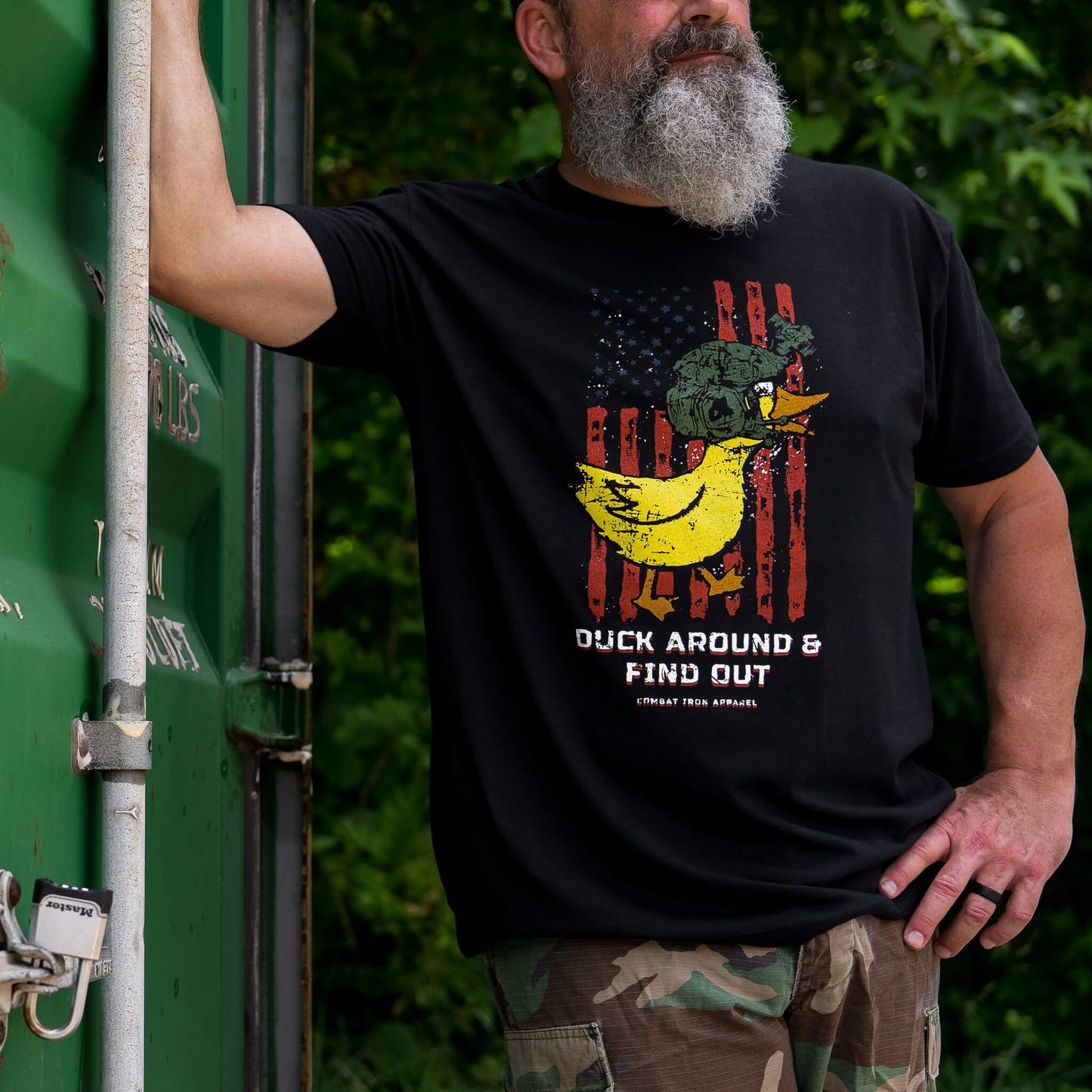 DAFO: DUCK AROUND AND FIND OUT MEN'S T-SHIRT