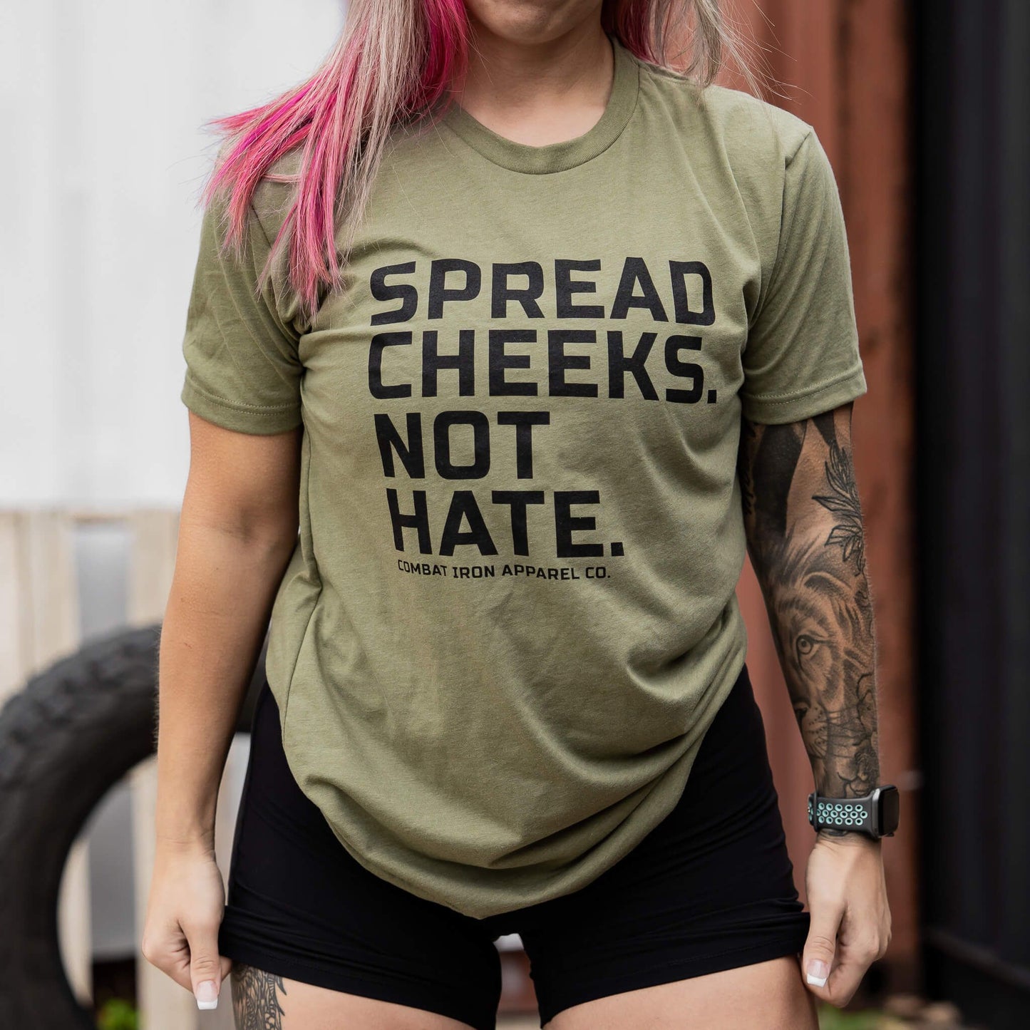 SPREAD CHEEKS. NOT HATE. MEN'S T-SHIRT