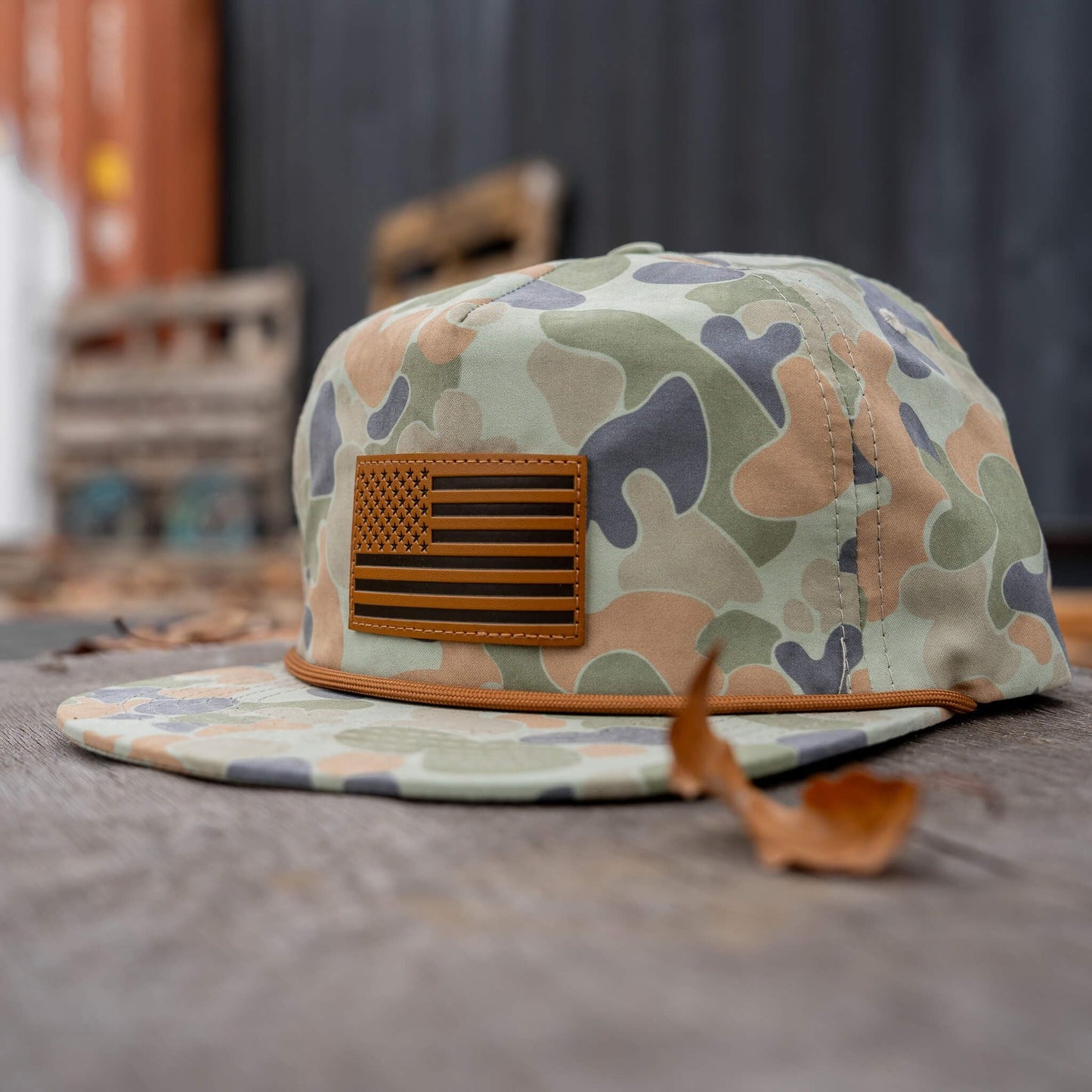 AMERICAN FLAG PATCH CRUSHABLE ROPE SNAPBACK | FROGSKIN DUCK CAMO