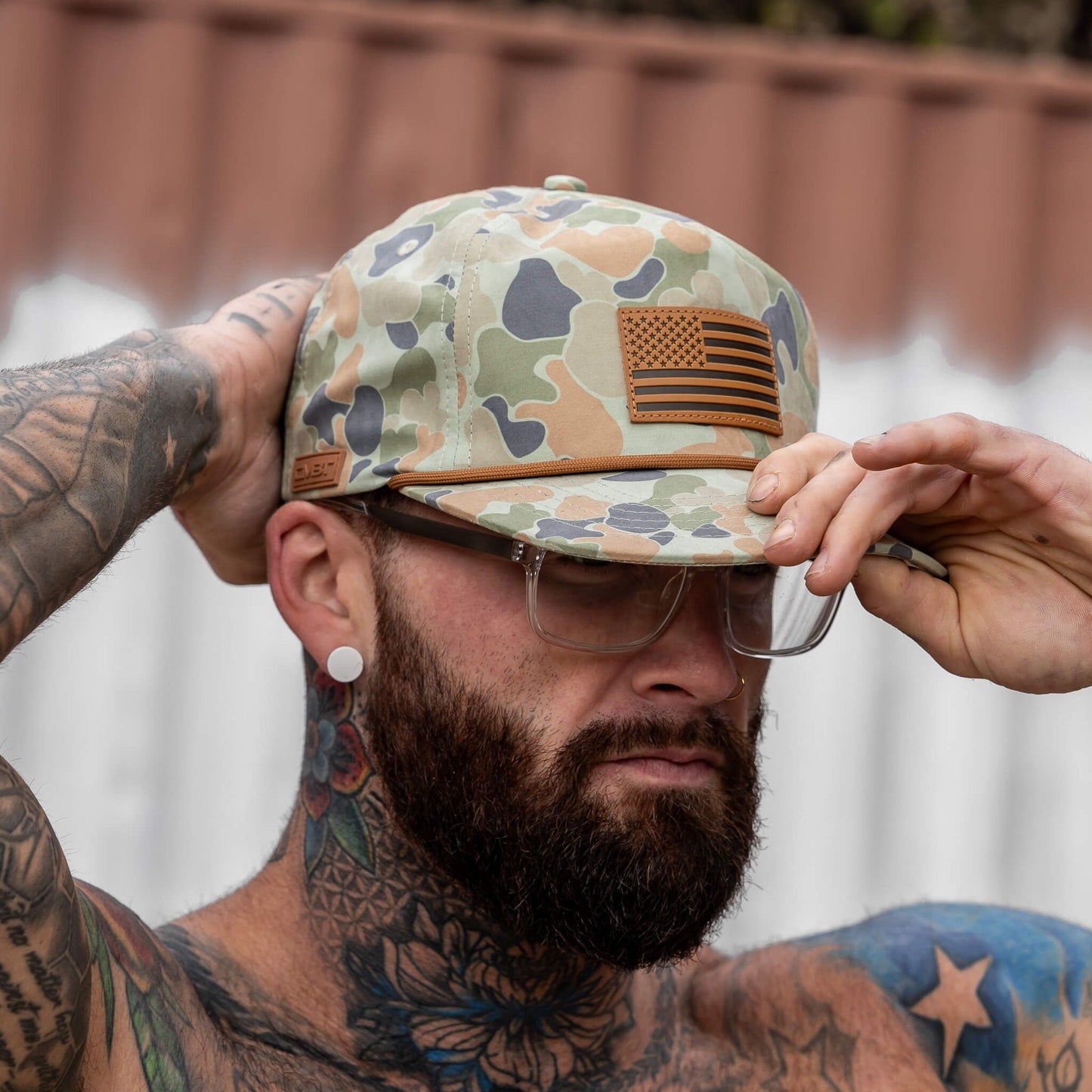 AMERICAN FLAG PATCH CRUSHABLE ROPE SNAPBACK | FROGSKIN DUCK CAMO