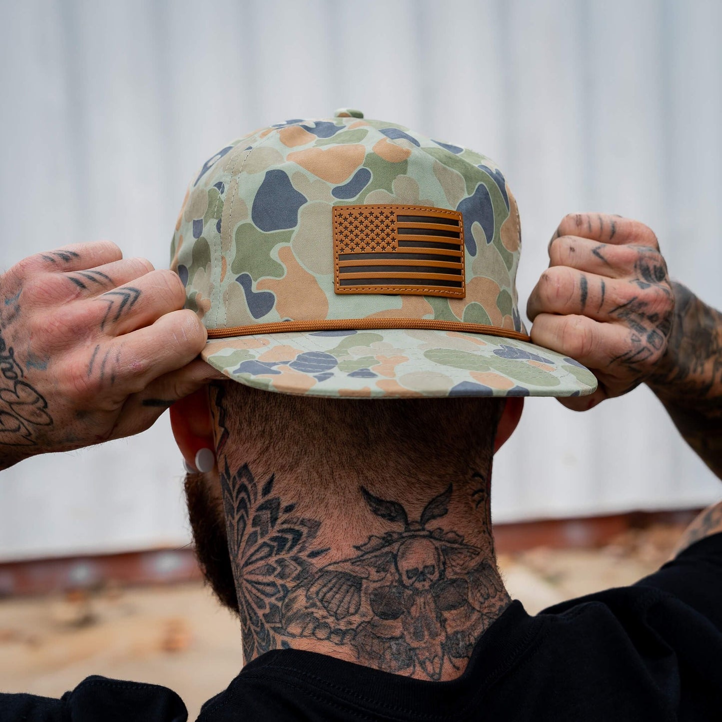 AMERICAN FLAG PATCH CRUSHABLE ROPE SNAPBACK | FROGSKIN DUCK CAMO