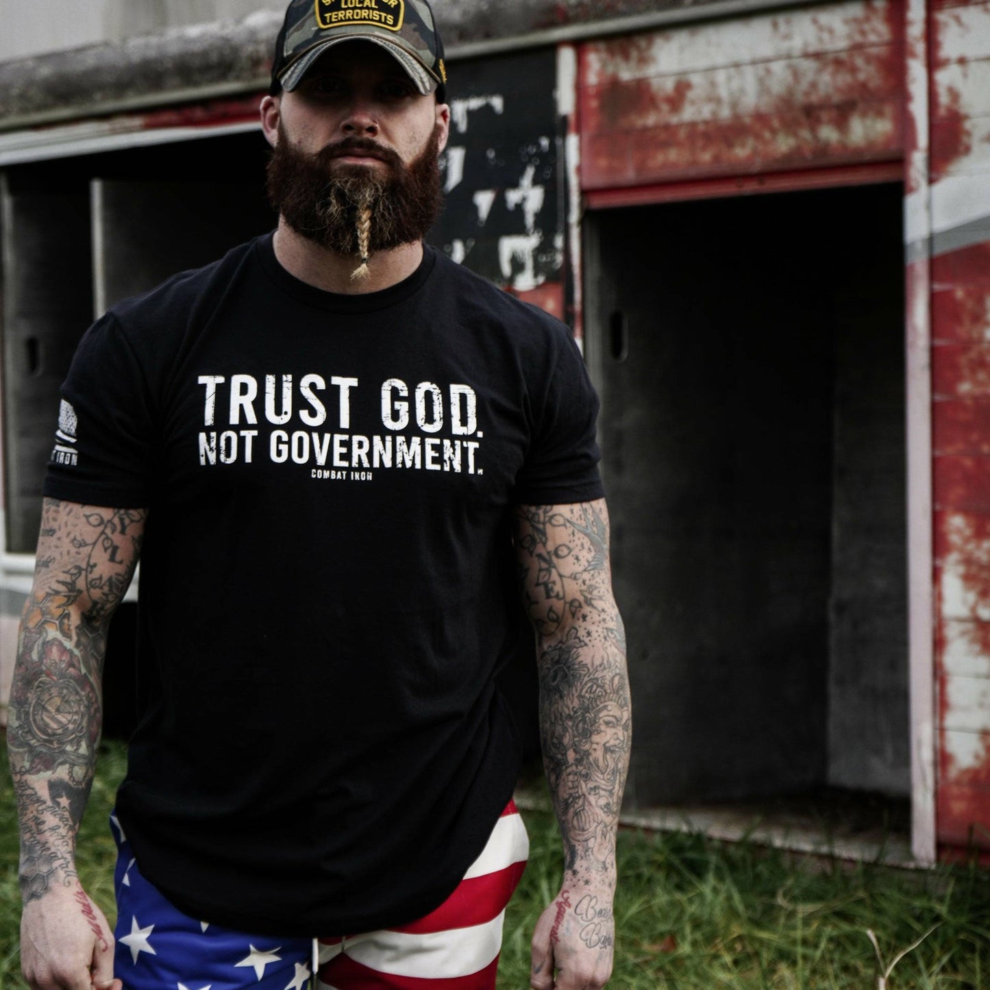 Trust God. Not Government. Men's T-Shirt