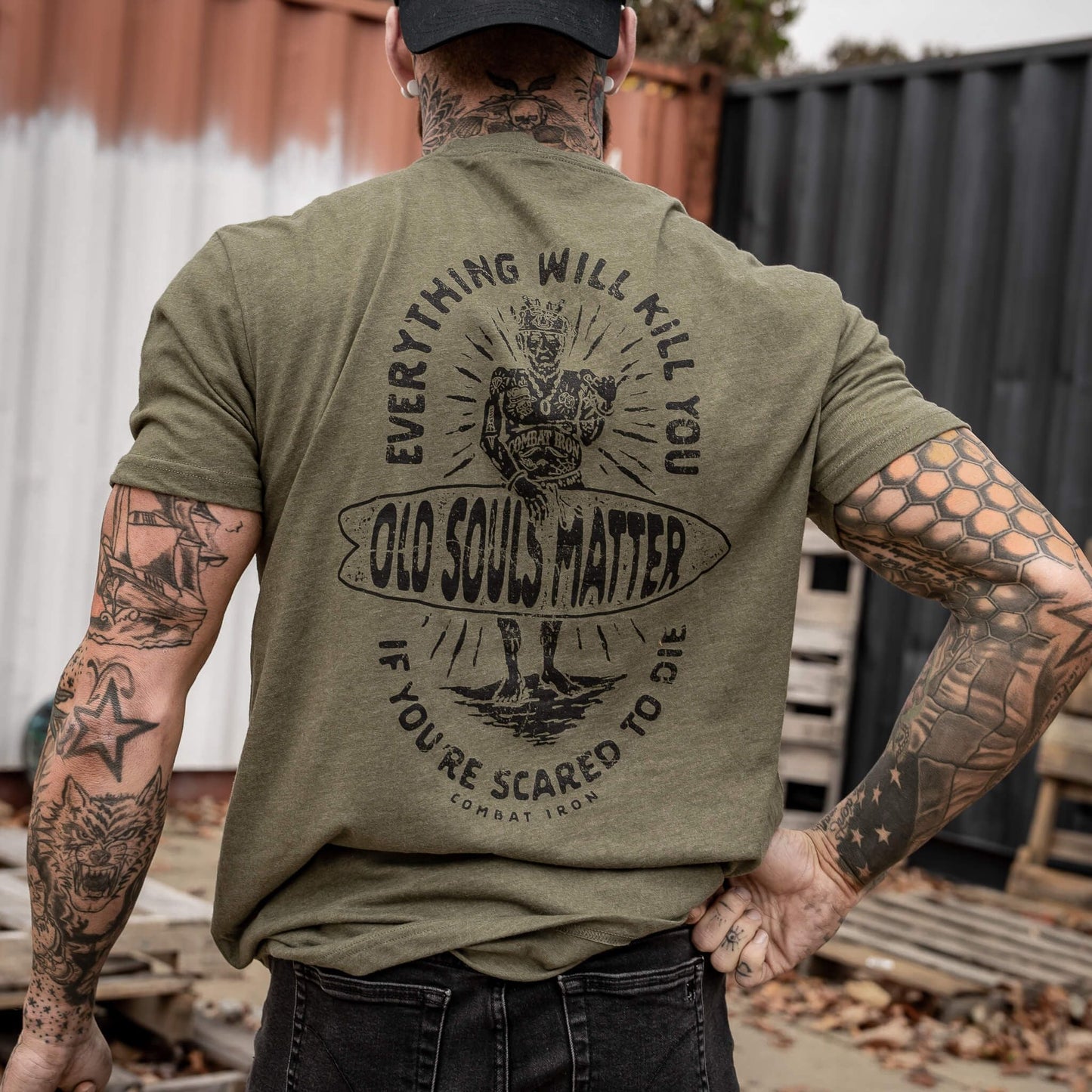 OLD SOULS MATTER SURFER MEN'S T-SHIRT