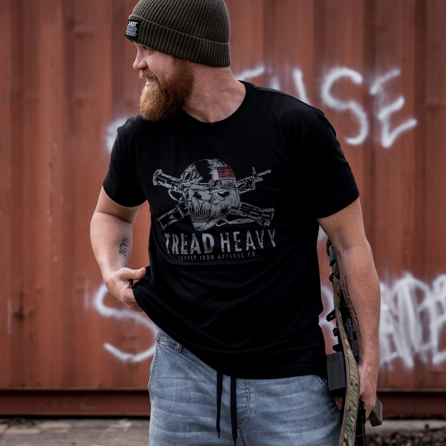 Tread Heavy Skull Operator Men's T-Shirt