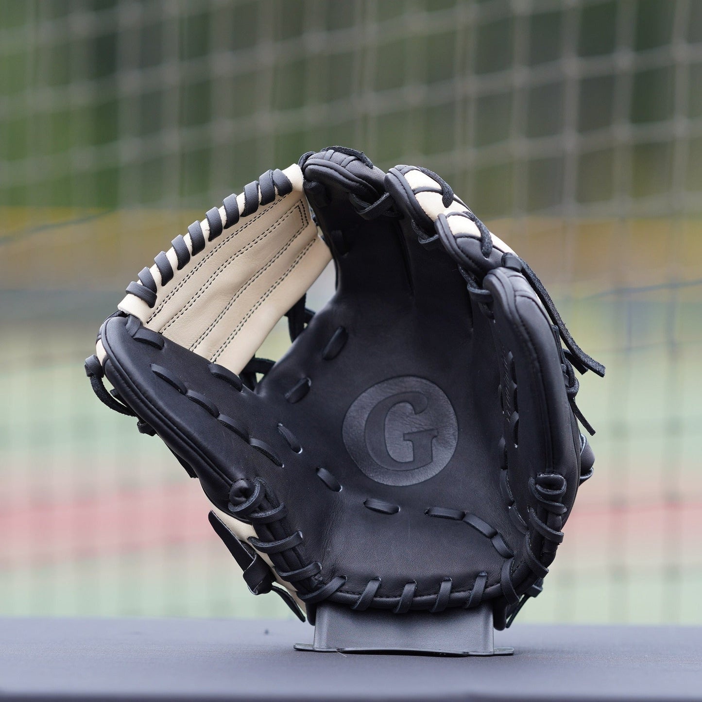 11" Infield SG-Closed Web Baseball Glove