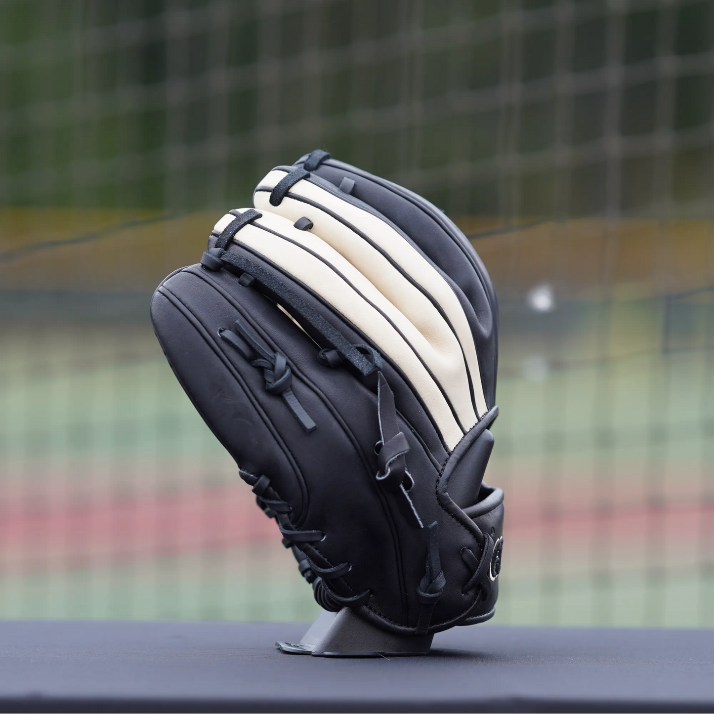 11" Infield SG-Closed Web Baseball Glove