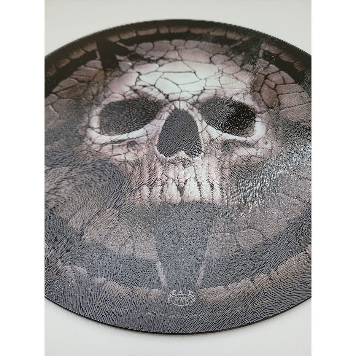 CRACKING UP - Glass Chopping Board (Circular)