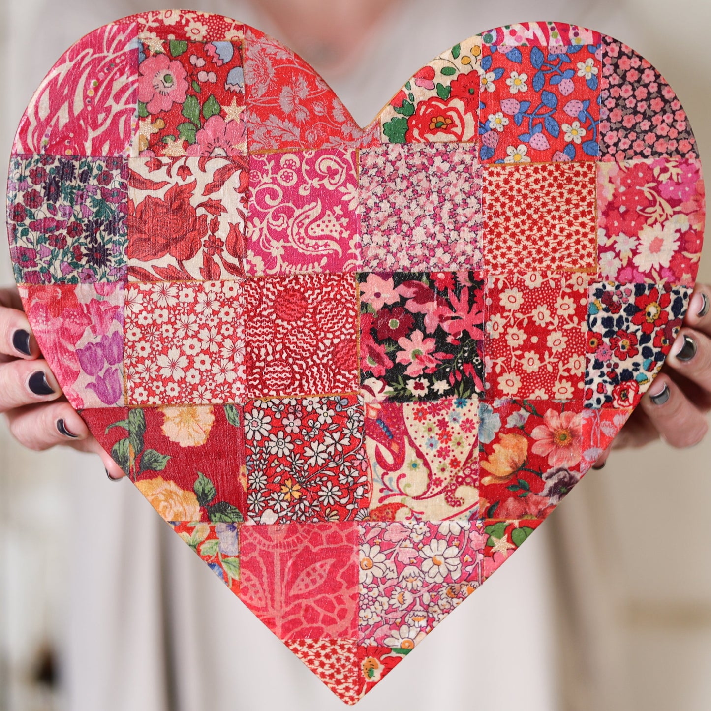 Fabric-Faced Pallet Hearts