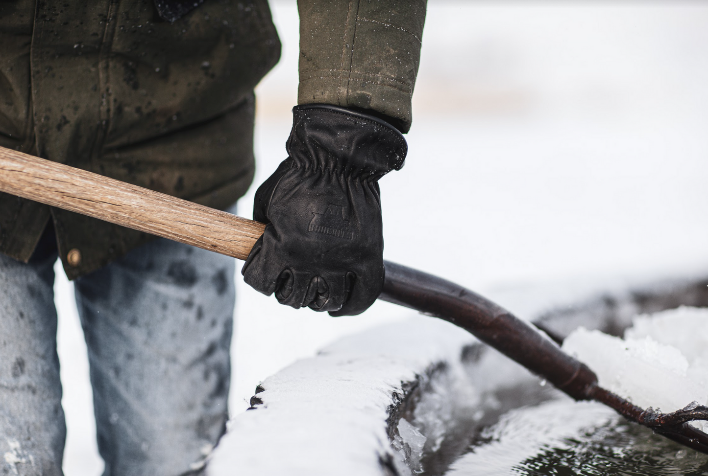 Fleece-Lined Water Resistant Black Cowhide Driver Gloves