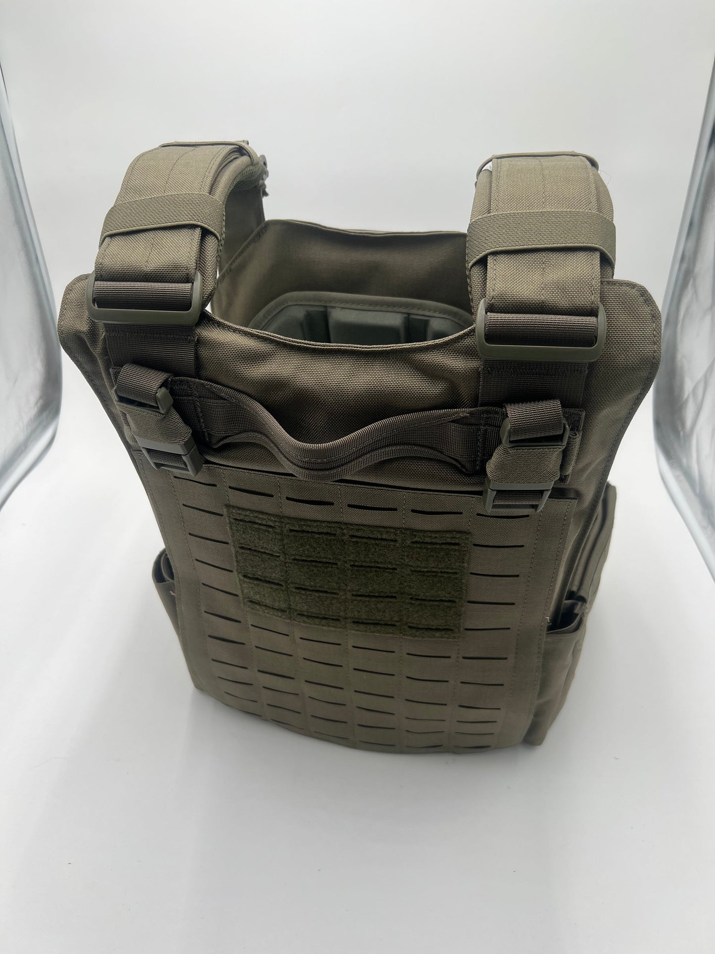 Redemption Tactical "CRUSADER 2.0 XL” Plate Carrier Vest with Side Cummerbund