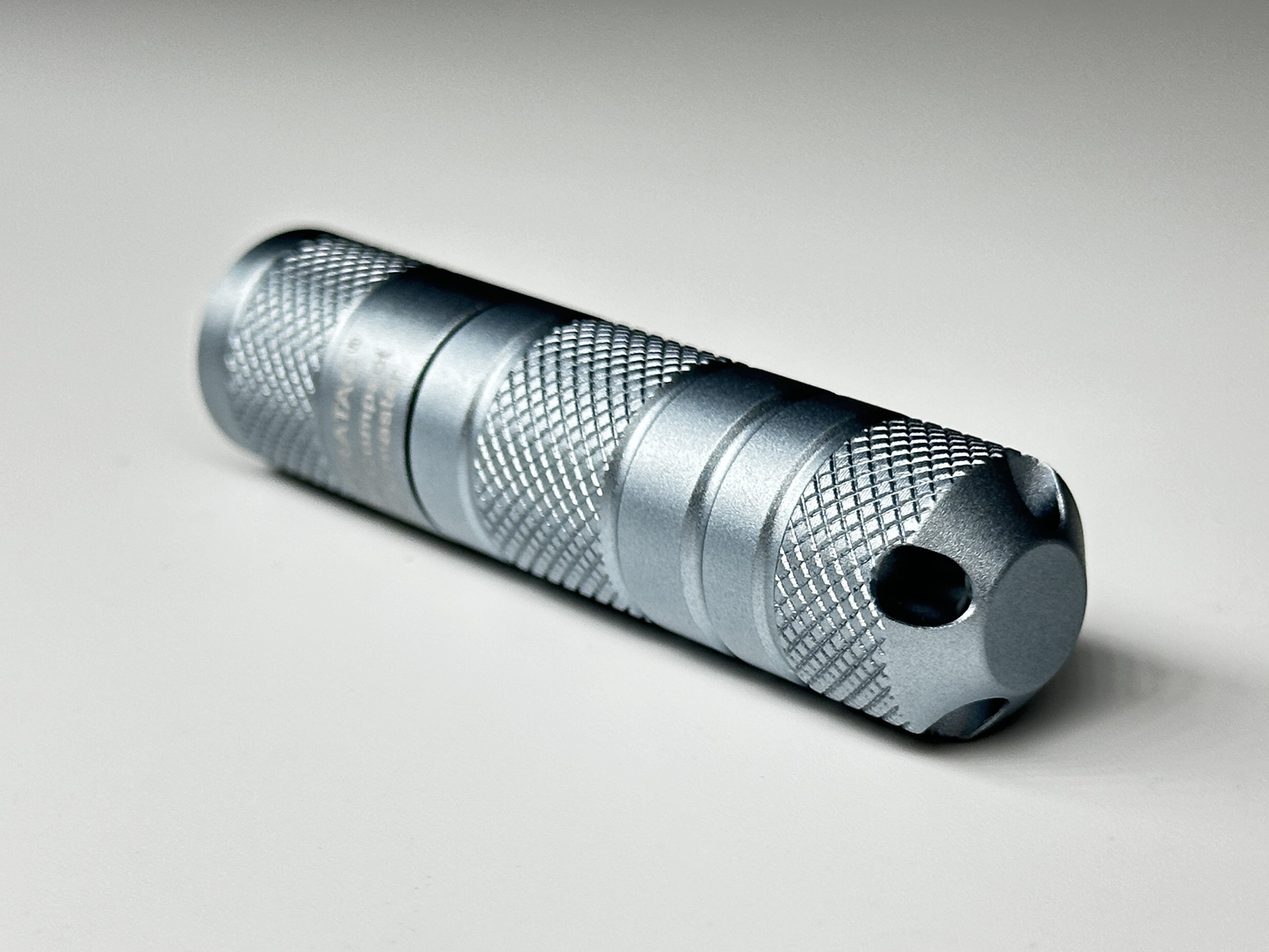 Ultra Compact Floodmaster AA / 14500 Flashlight by Maratac®