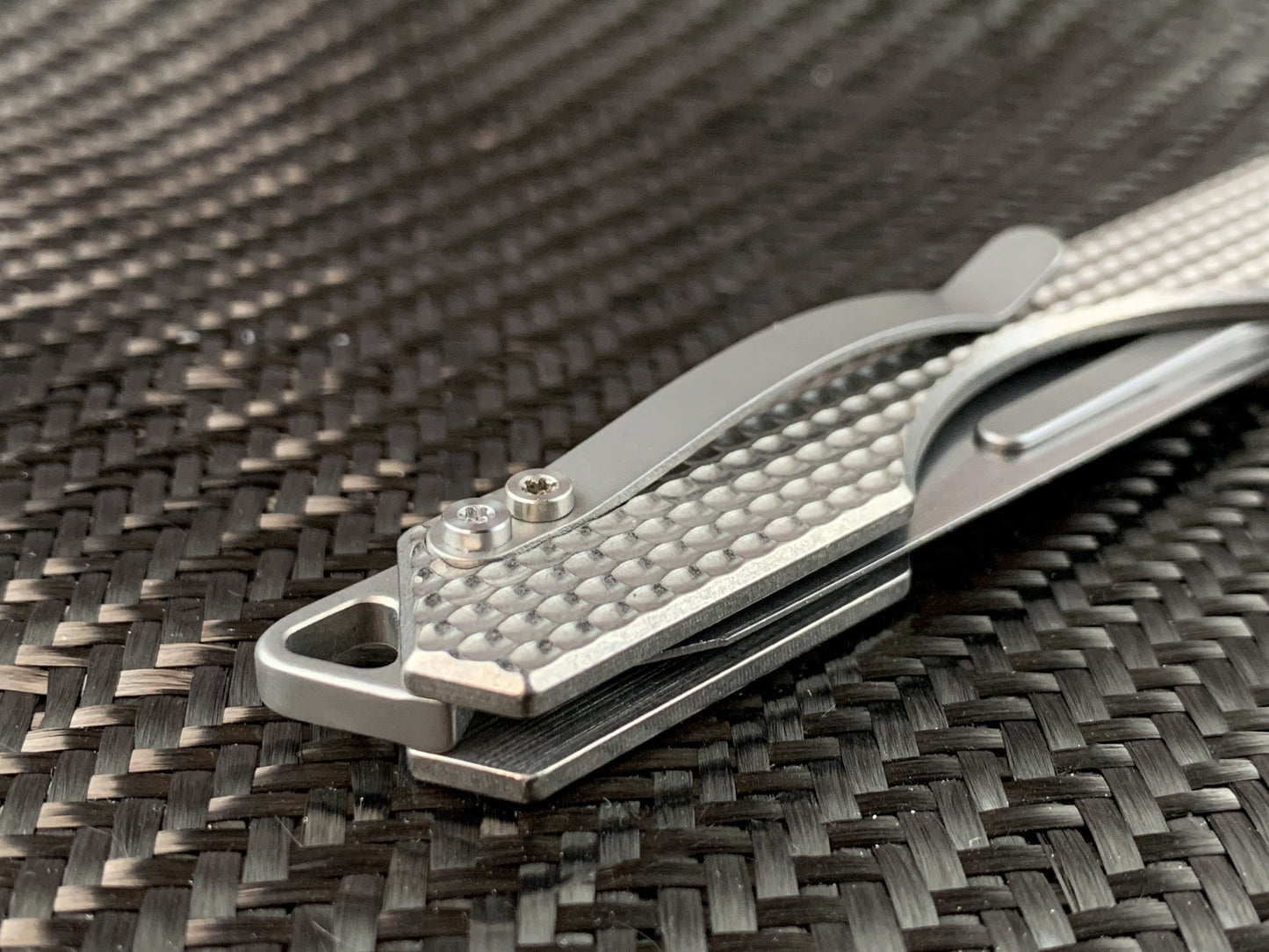 Oversized - Folding Titanium Craft Scalpel Knife + Case + Spare Blades!