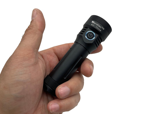 EZ - Throw 18650 / 21700 Flashlight by Maratac® ( + Built In Charger )