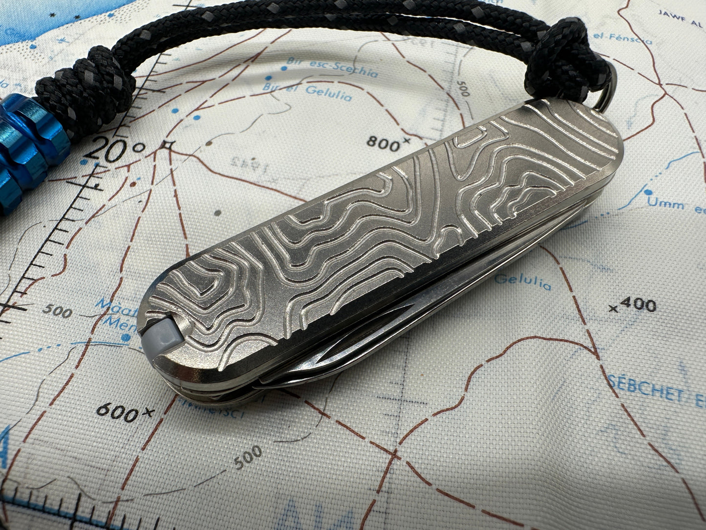 58mm Titanium Scales + Classic Swiss Army Knife Kit