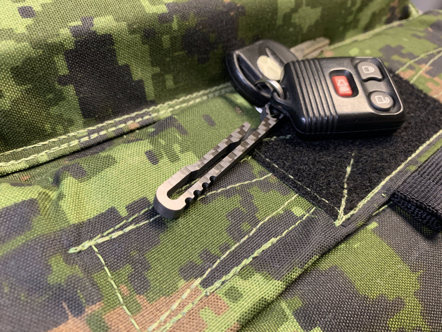 Carbon Fiber Key Amigo Key Clip