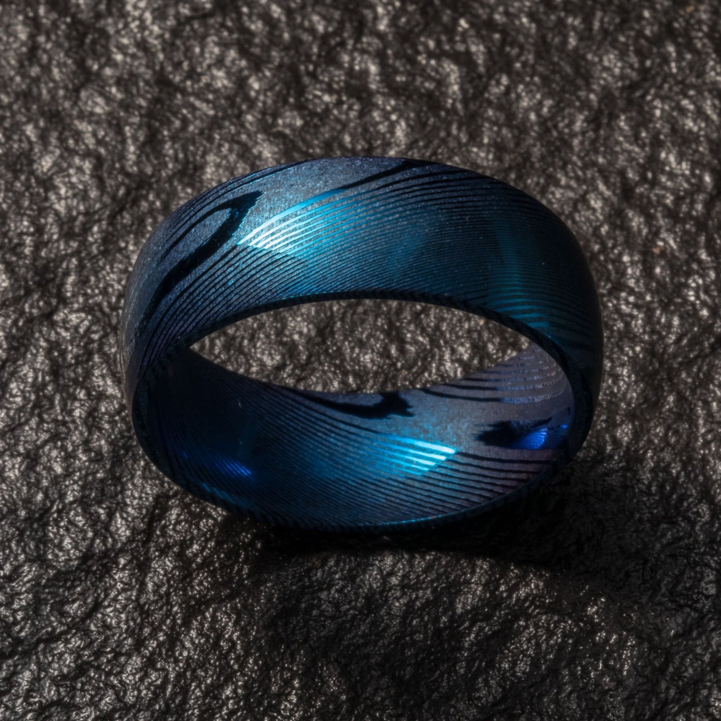 Wood Grain Damascus Steel Ring - Blue Minimalist