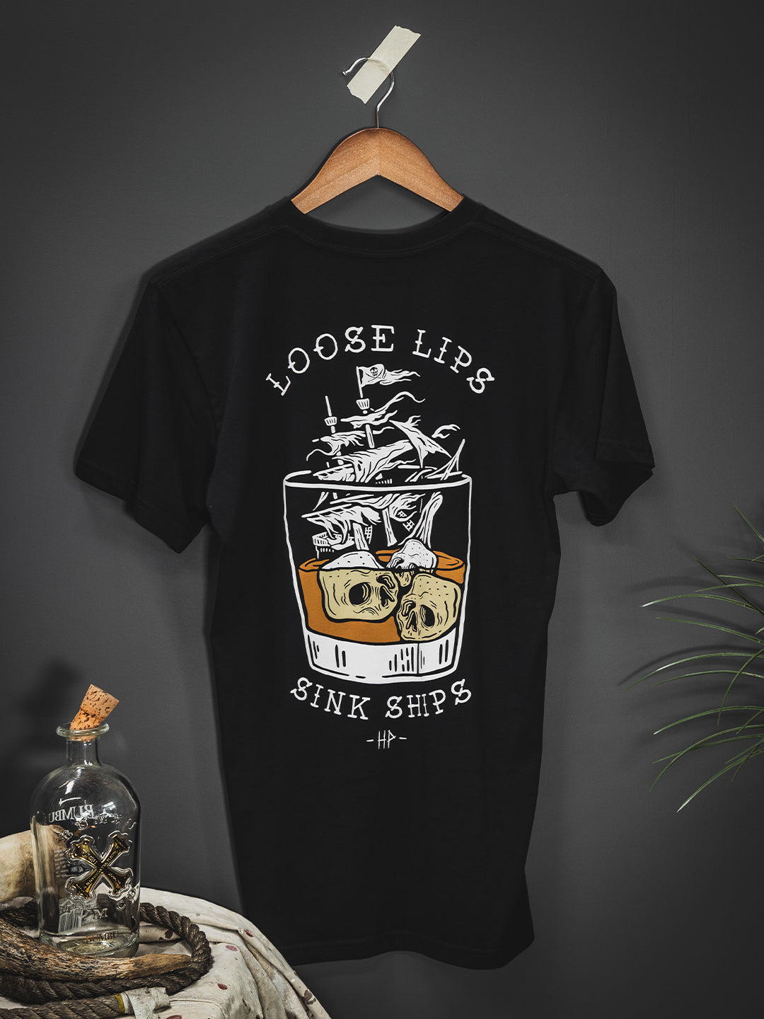 Loose Lips Tee