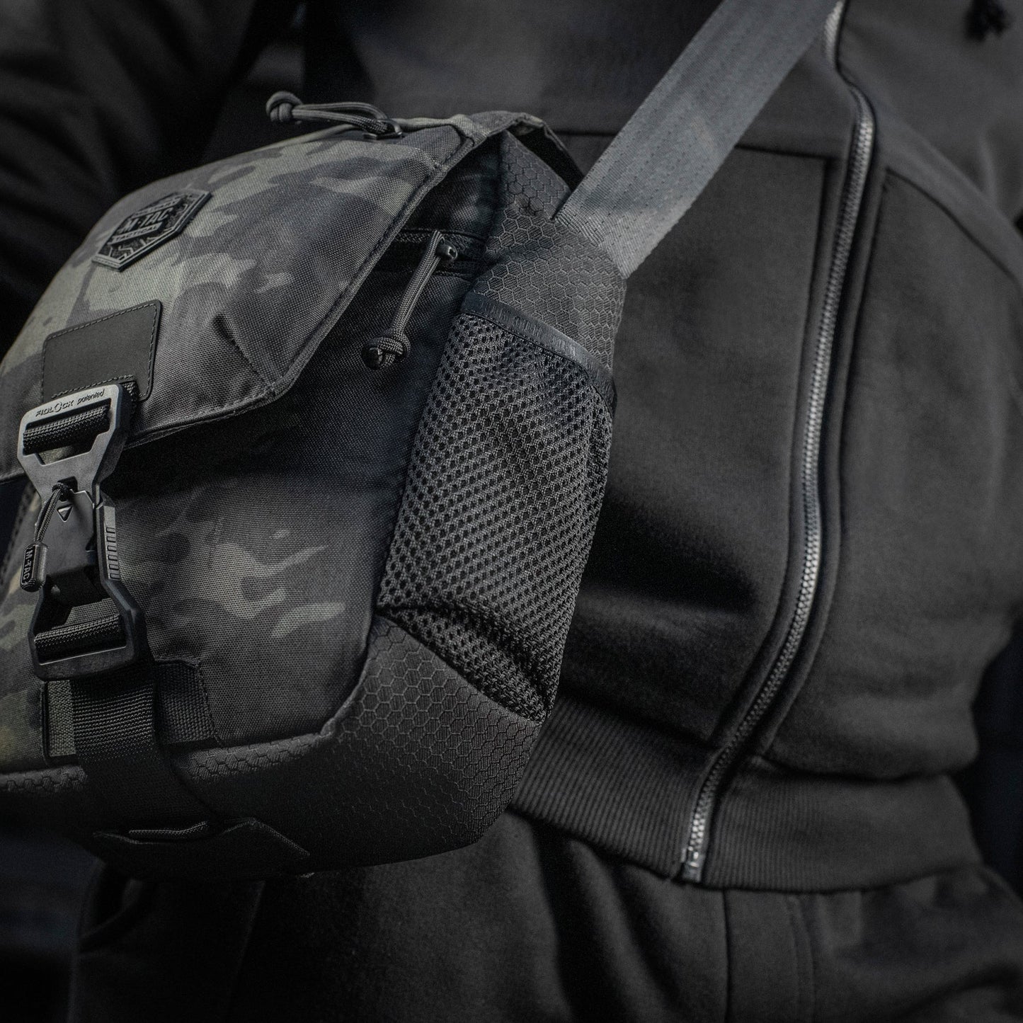 M-Tac Satellite Magnet Bag Elite Hex Black