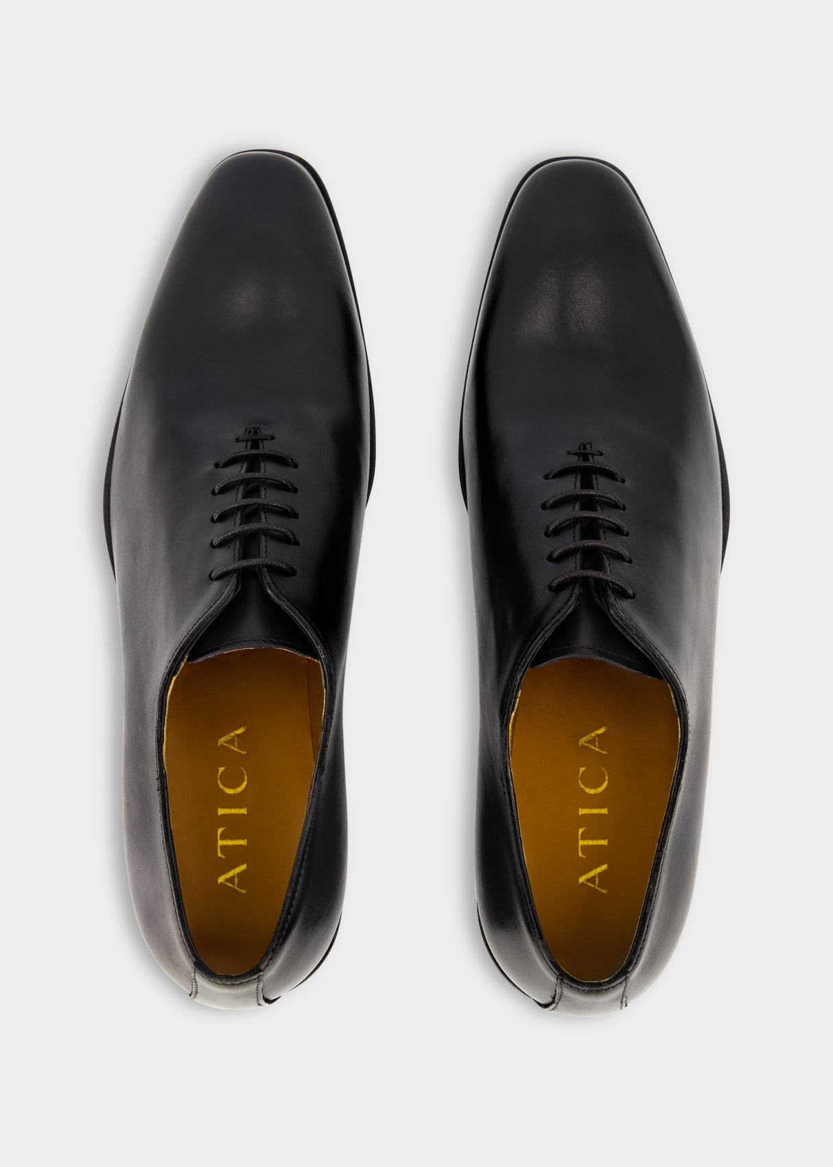 Wholecut Oxford Black