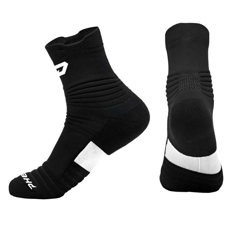 Quantum Knit Lite Quarter Performance Socks - Black