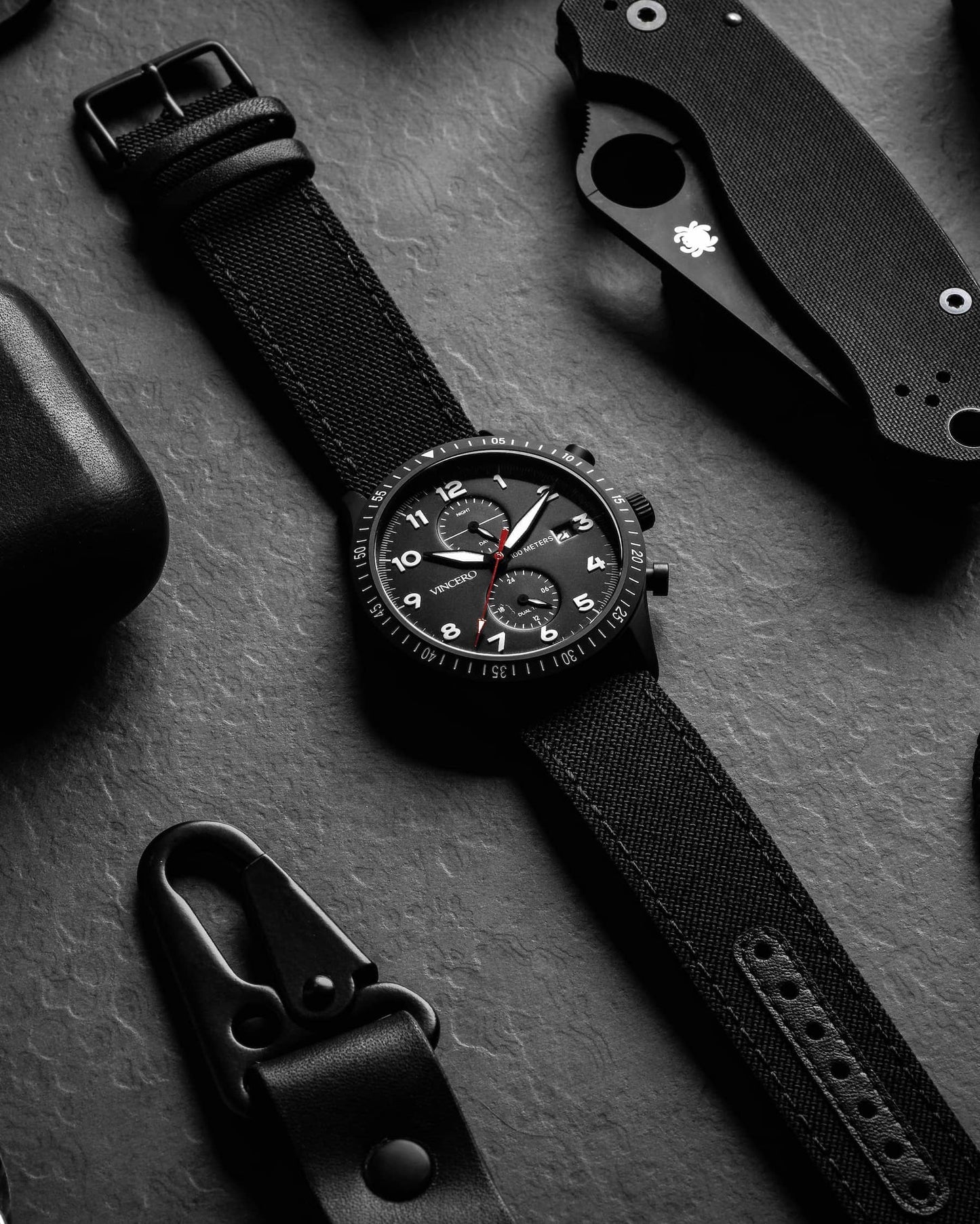 The Altitude - Matte Black/Red