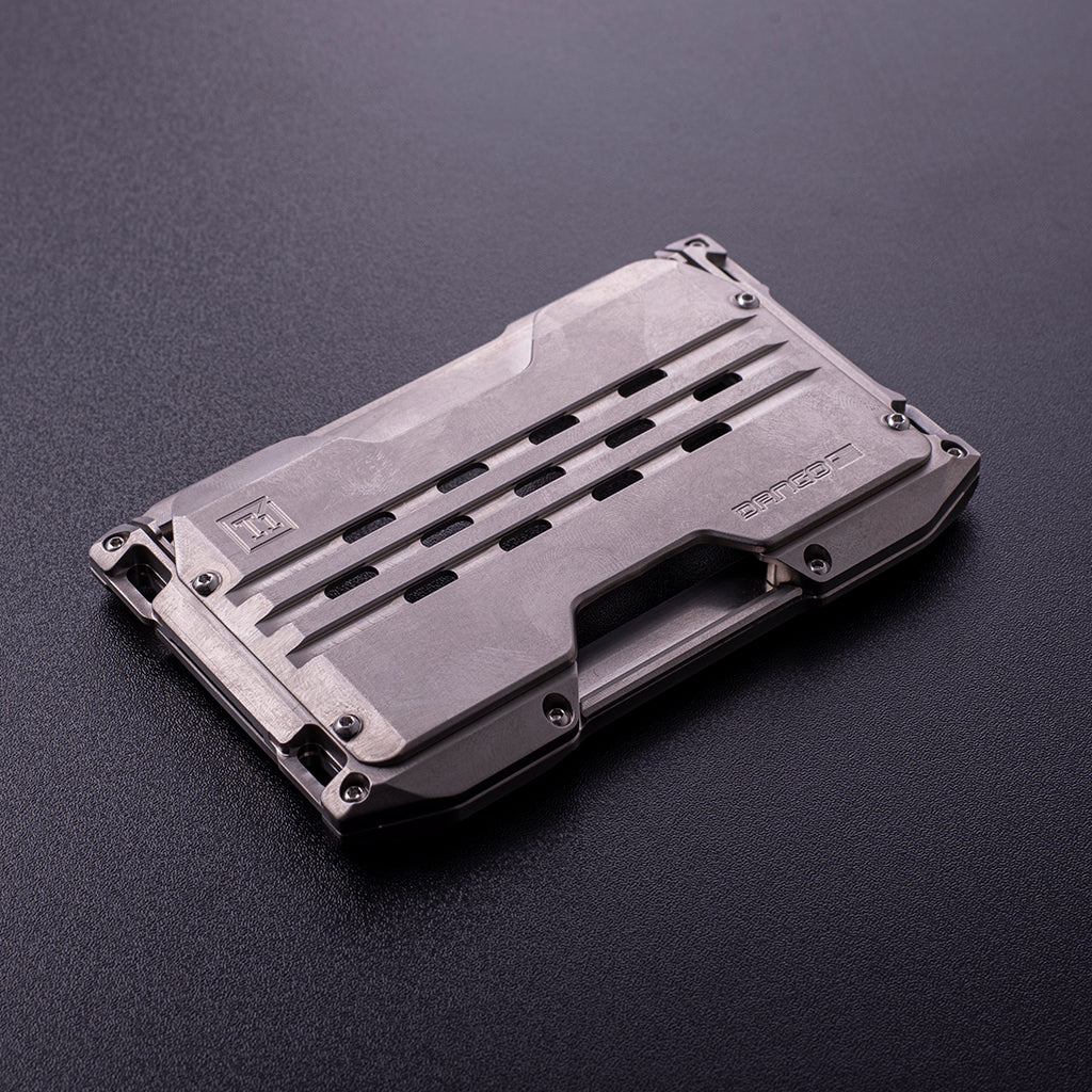 A10 ADAPT™ TITANIUM WALLET