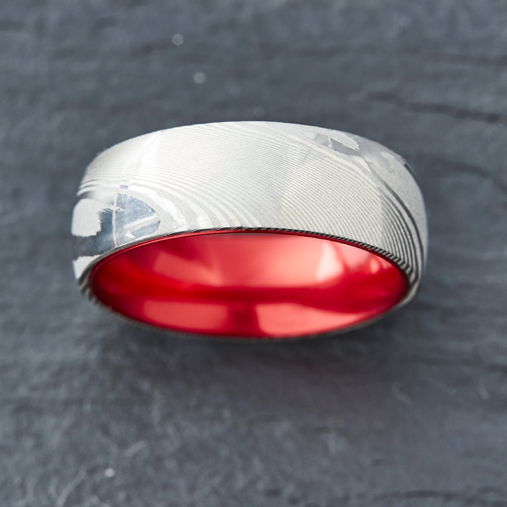 Wood Grain Damascus Steel Ring - Resilient Red