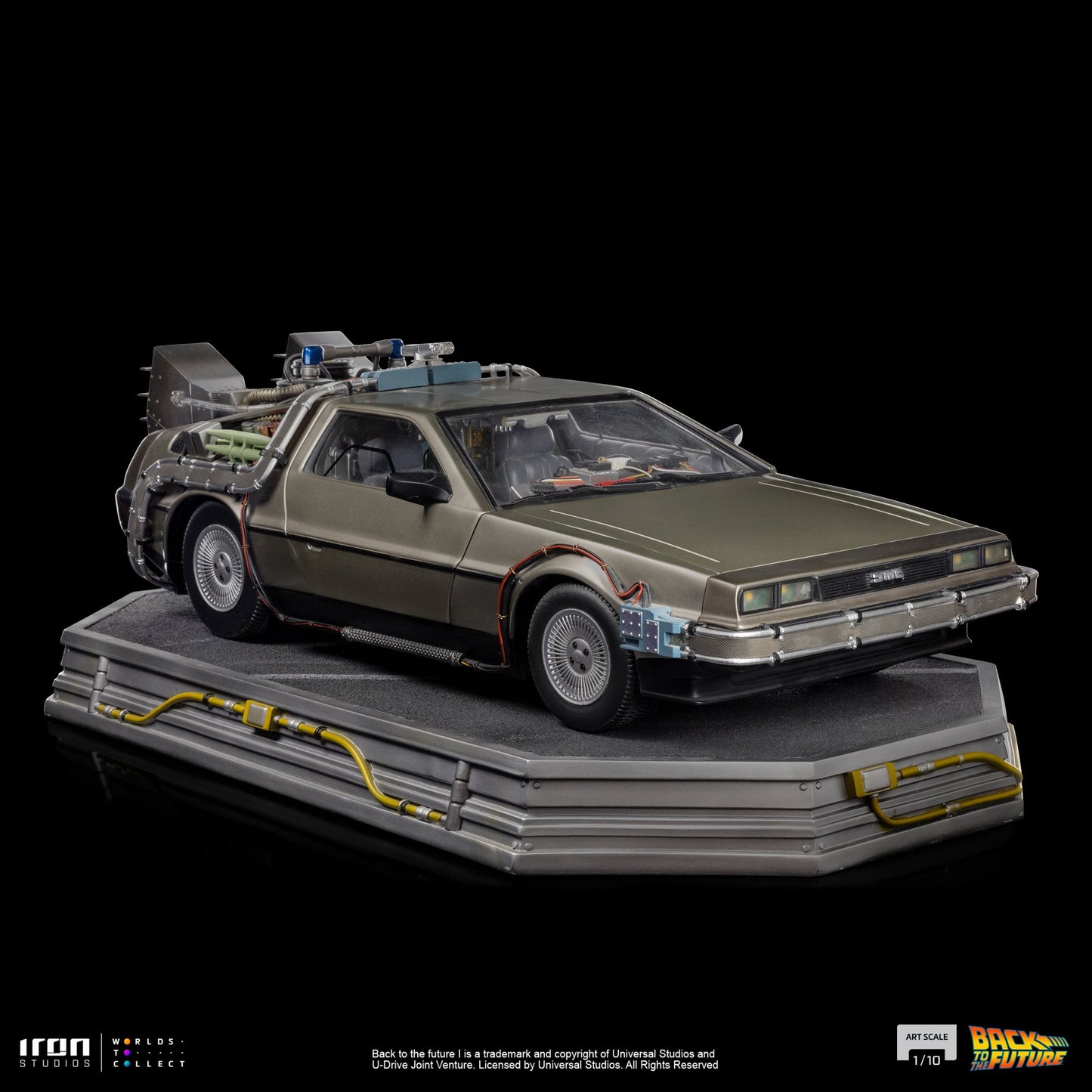 Iron Studios Back to the Future DeLorean 1:10 Scale Statue