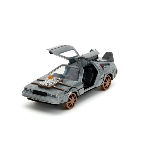 Back to the Future Part III die-cast 1:32 scale "Hollywood Rides" DeLorean Time Machine (railroad)