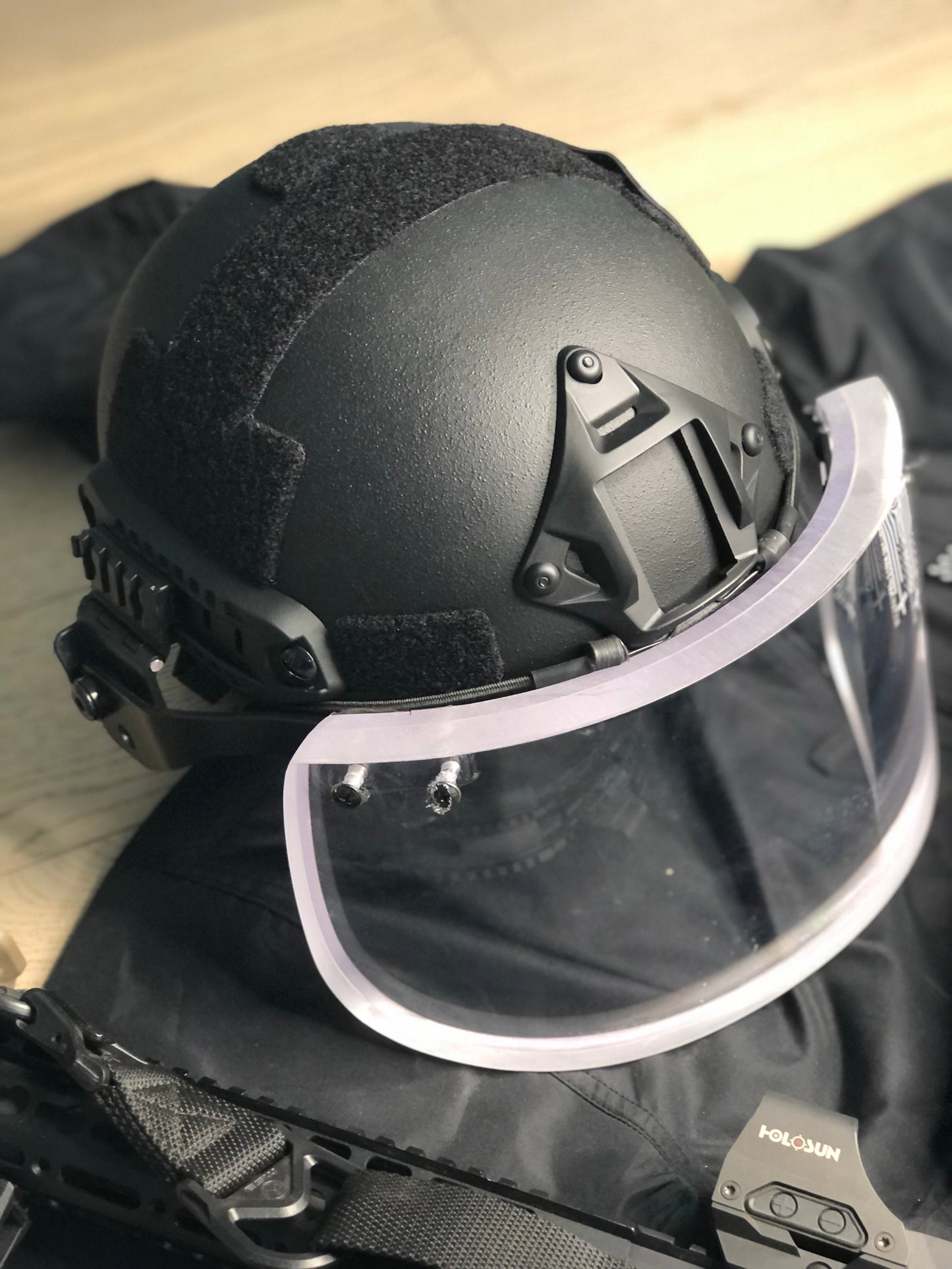 Level IIIA Ballistic Glass Face Shield with Helmet ARC Rail Mount