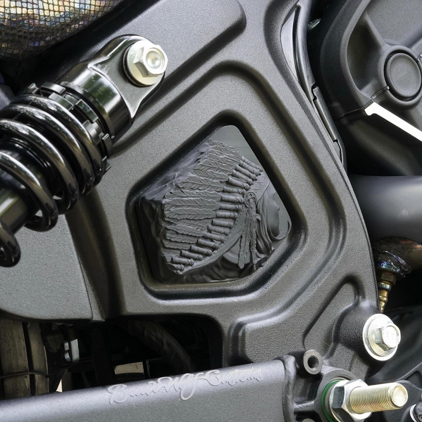 Indian Scout Mid-Frame 3D Emblem - Nizhoni Warbonnet