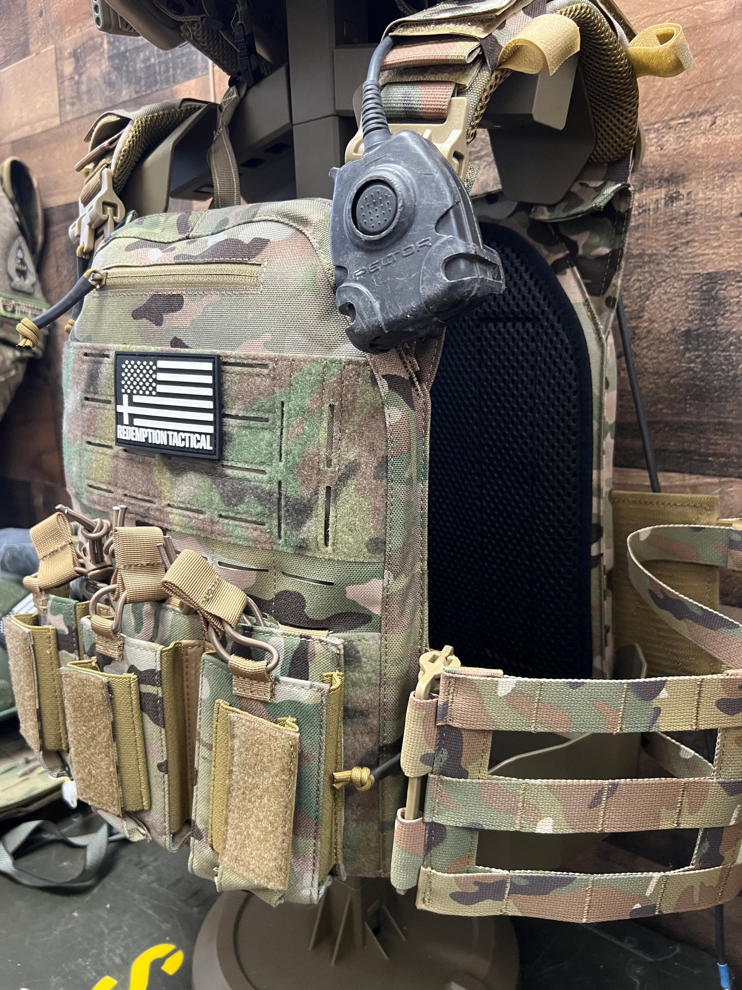 FULL KIT COMBO Crusader 2.0 XL Armor COMBO PACKAGE LIGHTWEIGHT LEVEL IV (2) 10x13.5 Front/Back Plates, Plate Carrier Bag, Medic Pouch