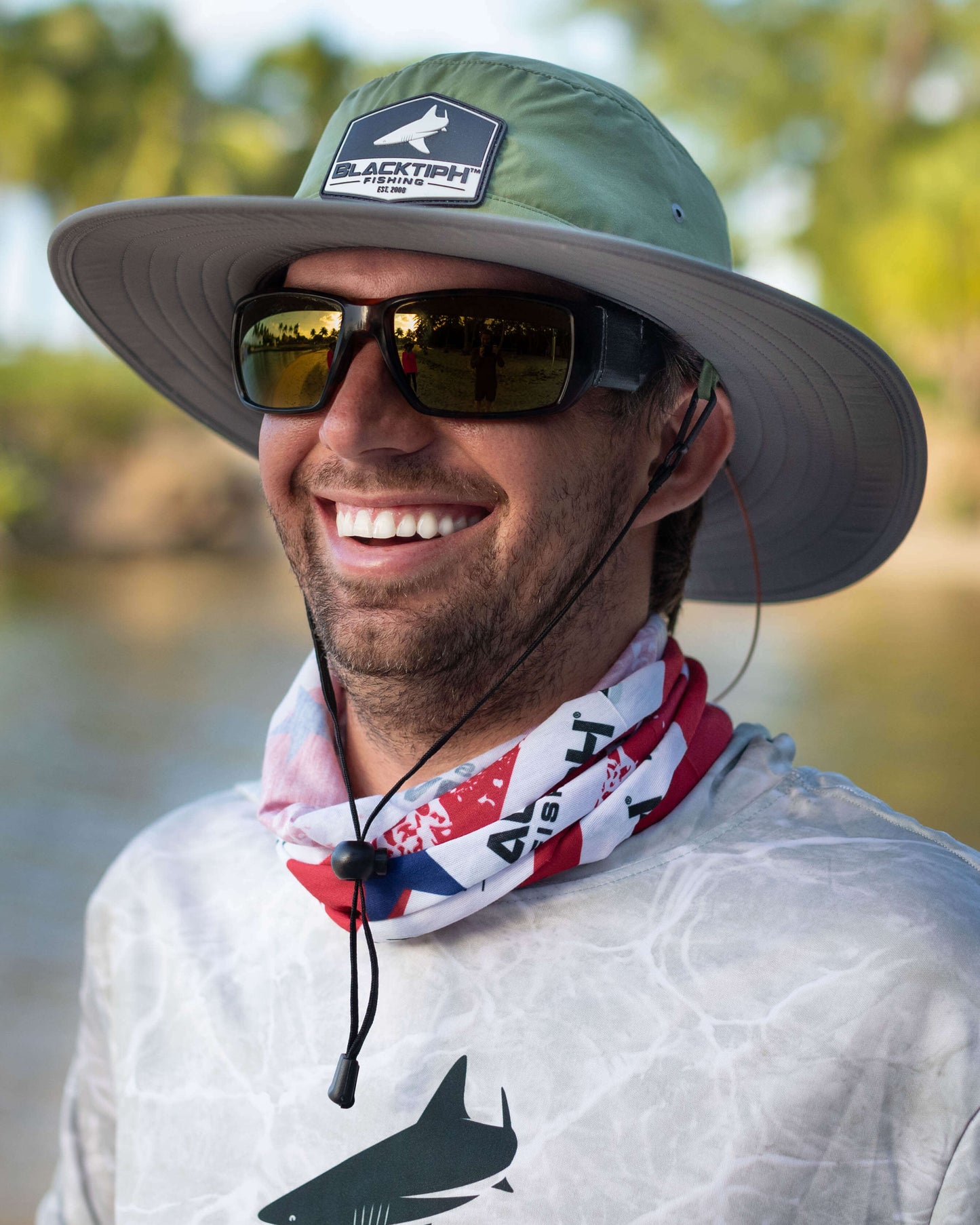 BlacktipH Bucket Fishing Hat