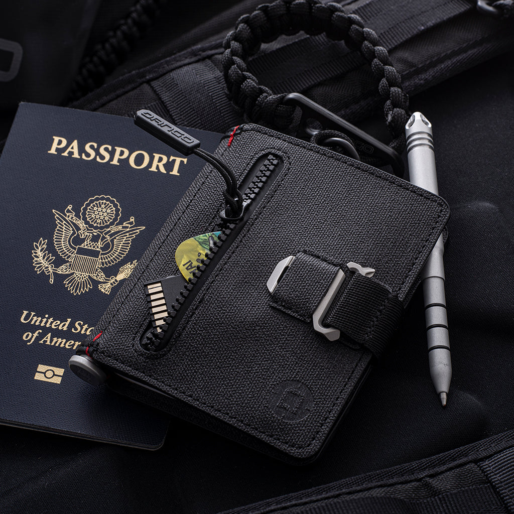 P01 PIONEER™ TRAVEL WALLET